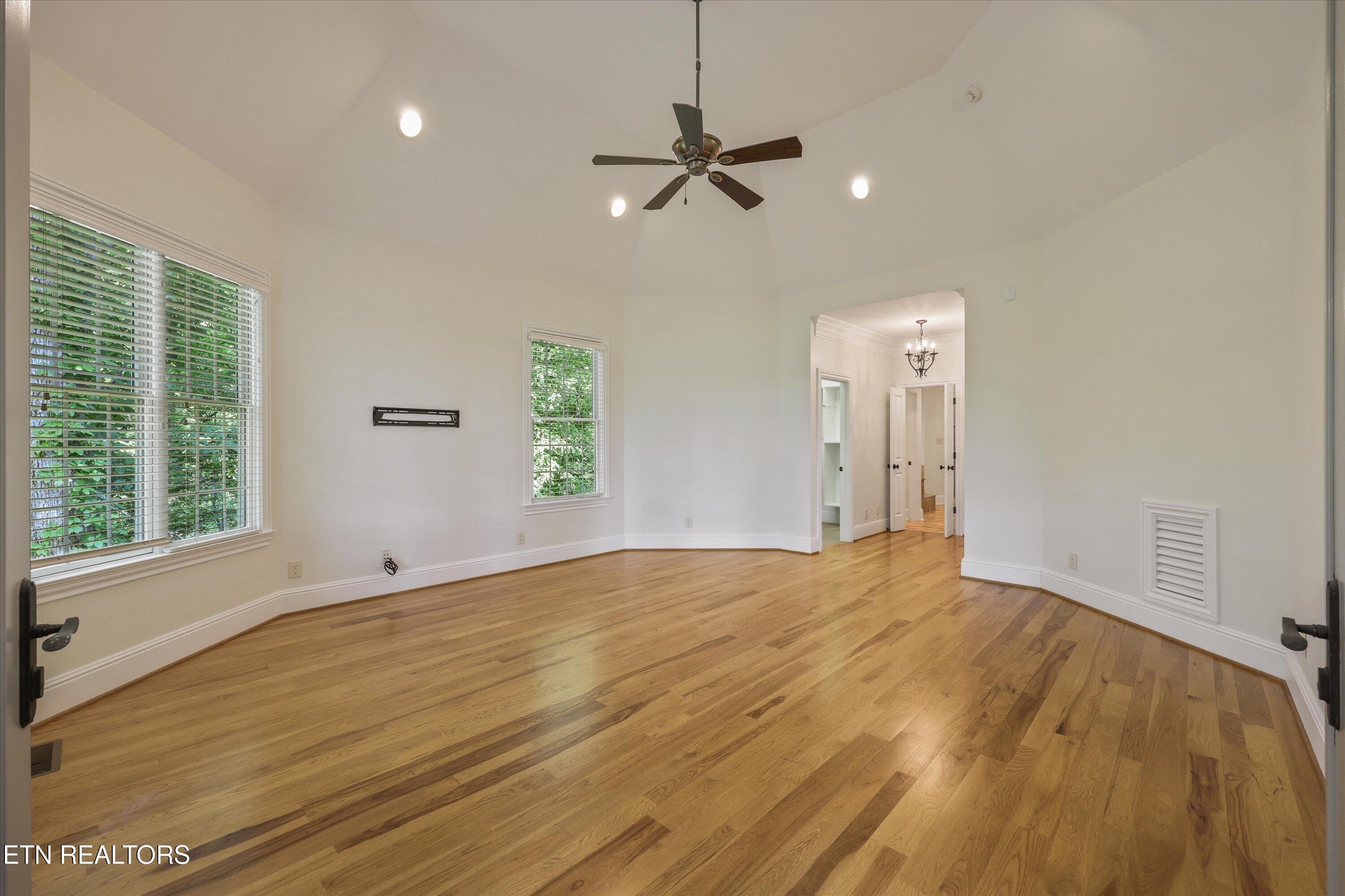2533 Woodland Reserve Lane Knoxville TN 37919