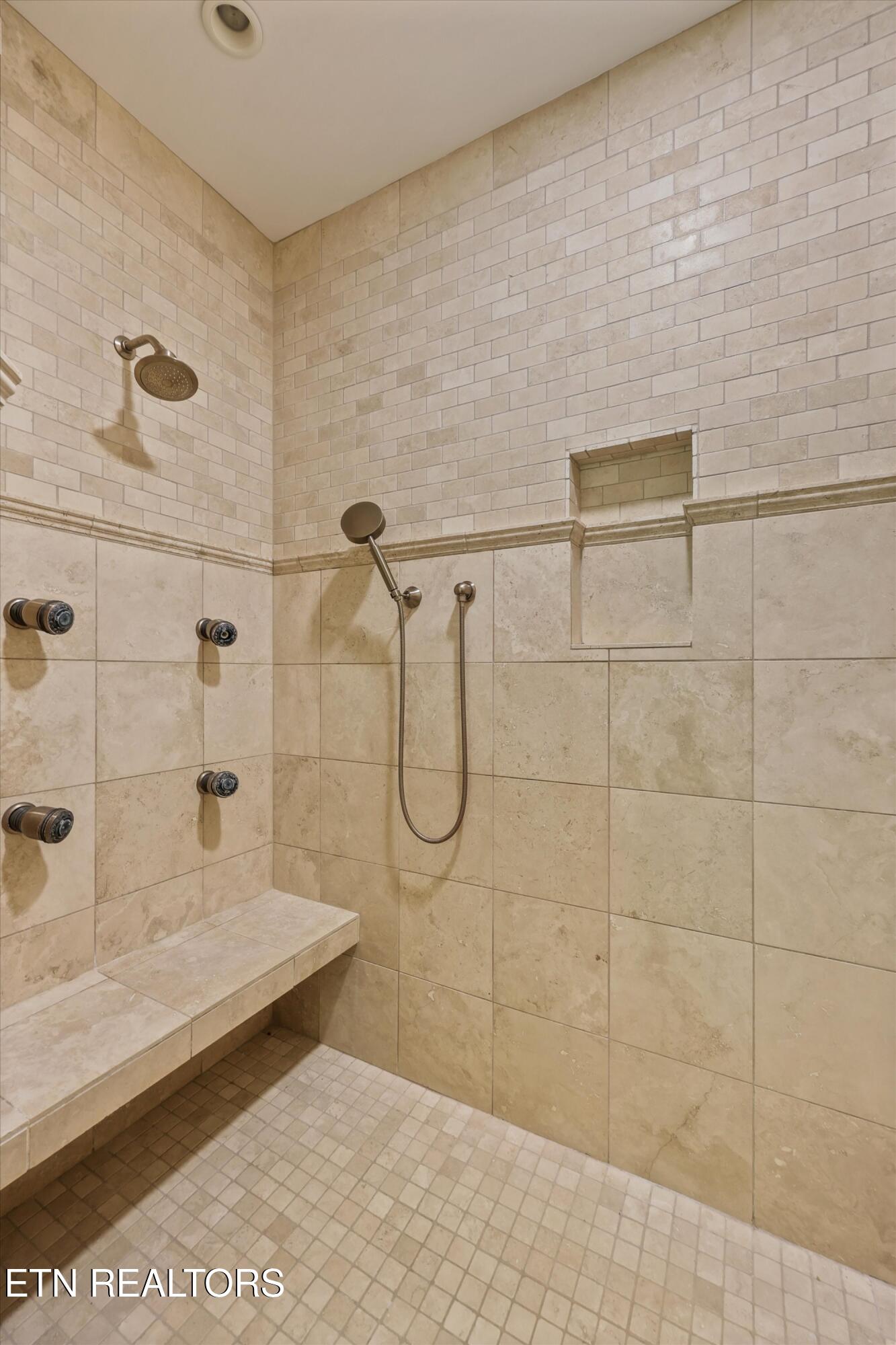 2533 Woodland Reserve Lane Knoxville TN 37919