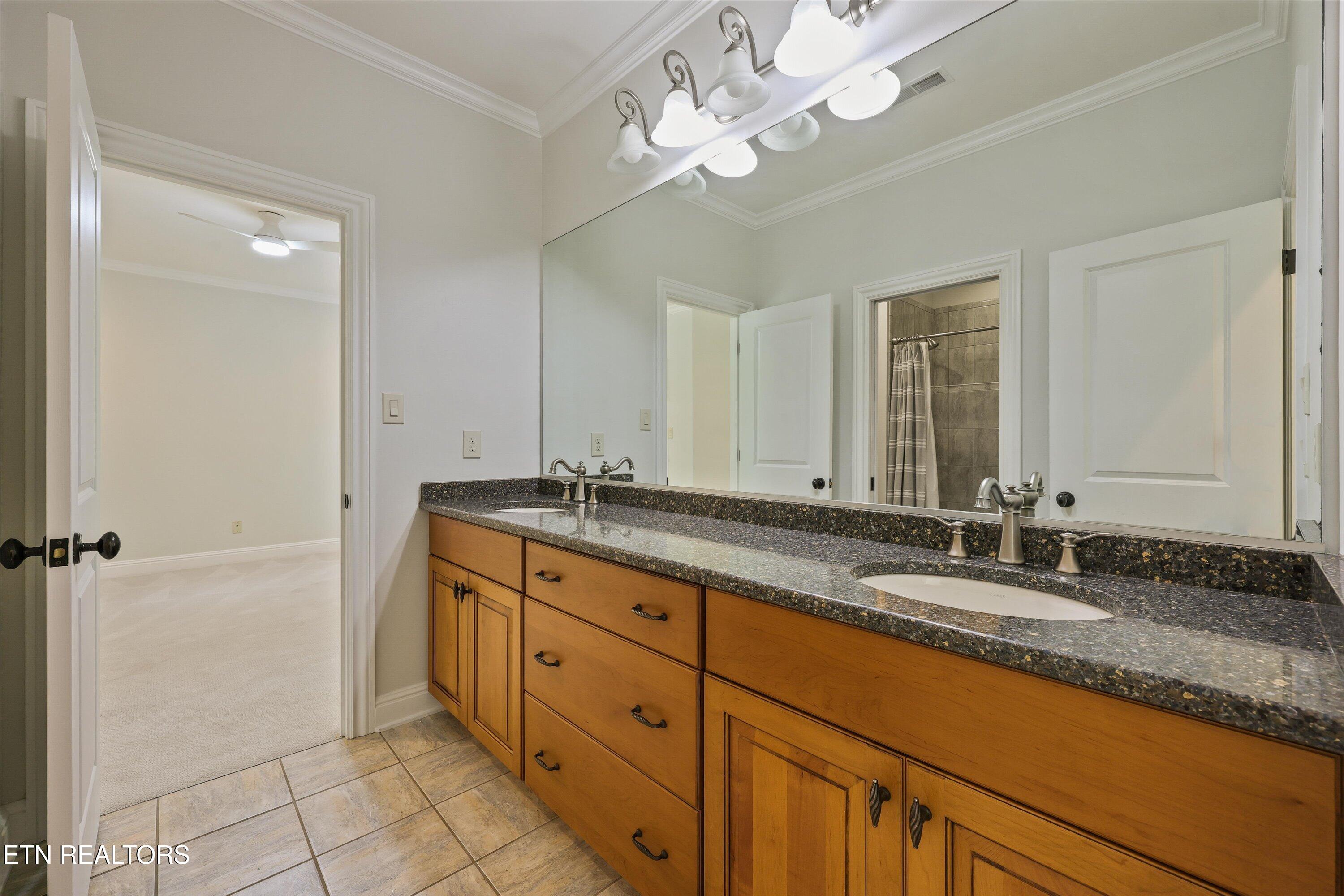 2533 Woodland Reserve Lane Knoxville TN 37919