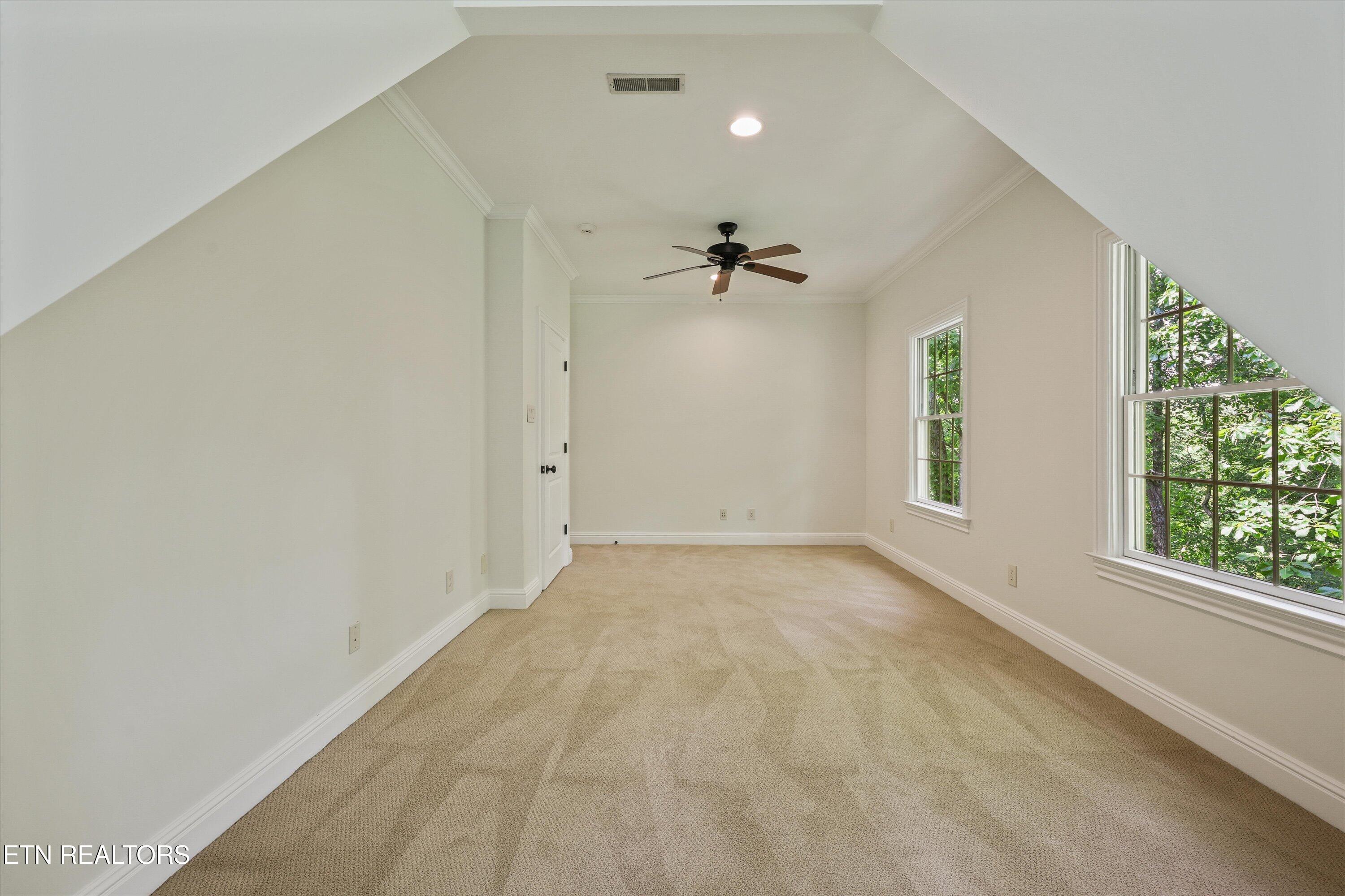 2533 Woodland Reserve Lane Knoxville TN 37919