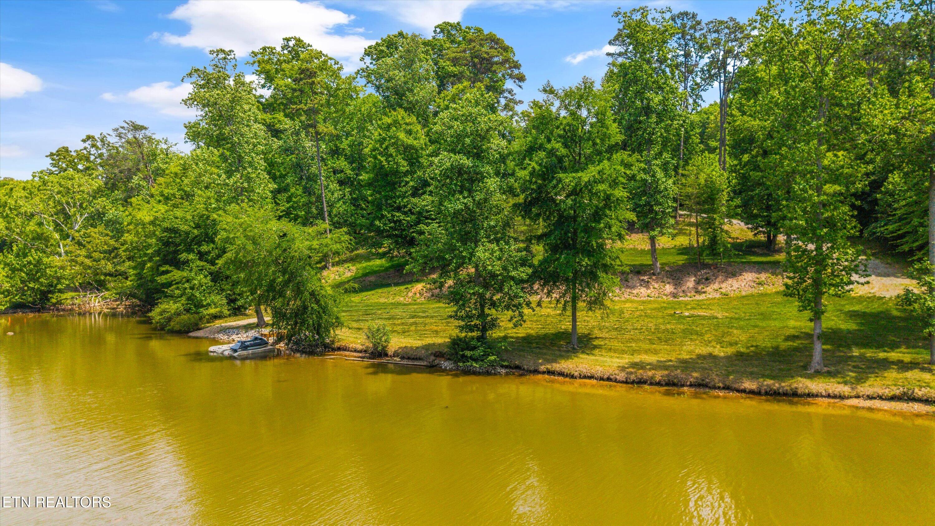 2533 Woodland Reserve Lane Knoxville TN 37919