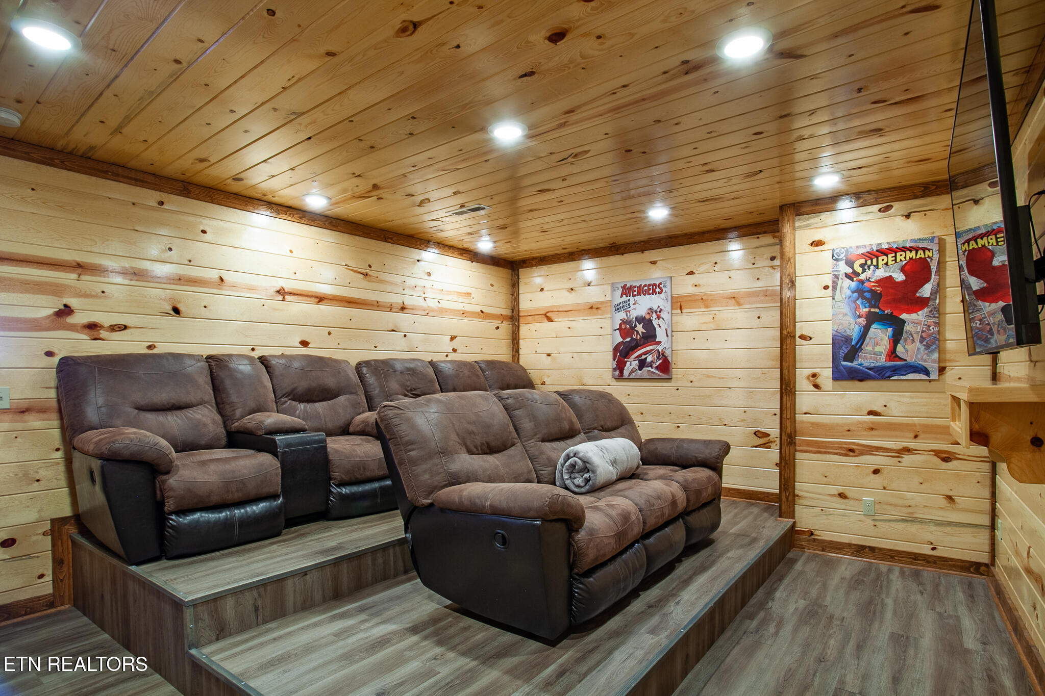 3708 Tilda Hilltop Way Sevierville TN 37862