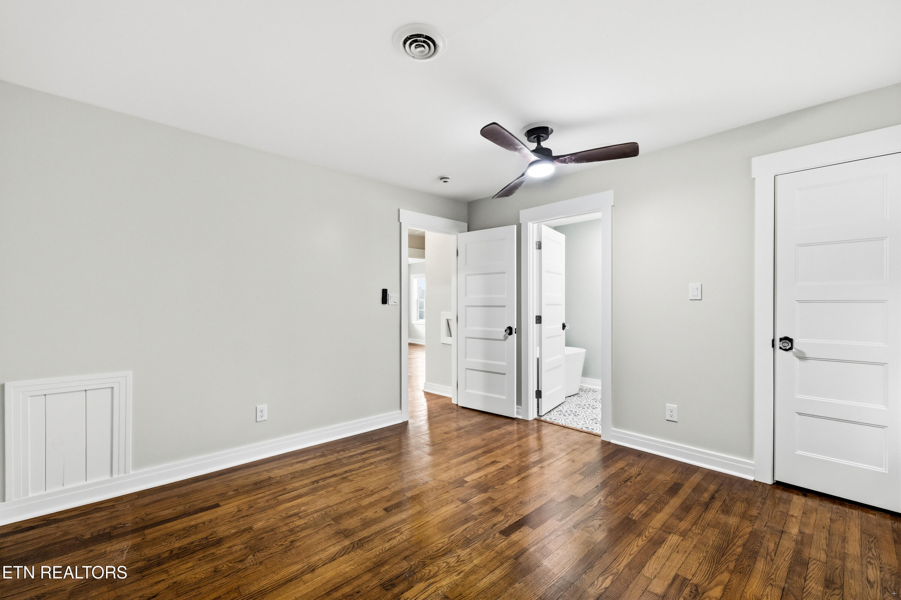 4207 Holston Hills Road Knoxville TN 37914