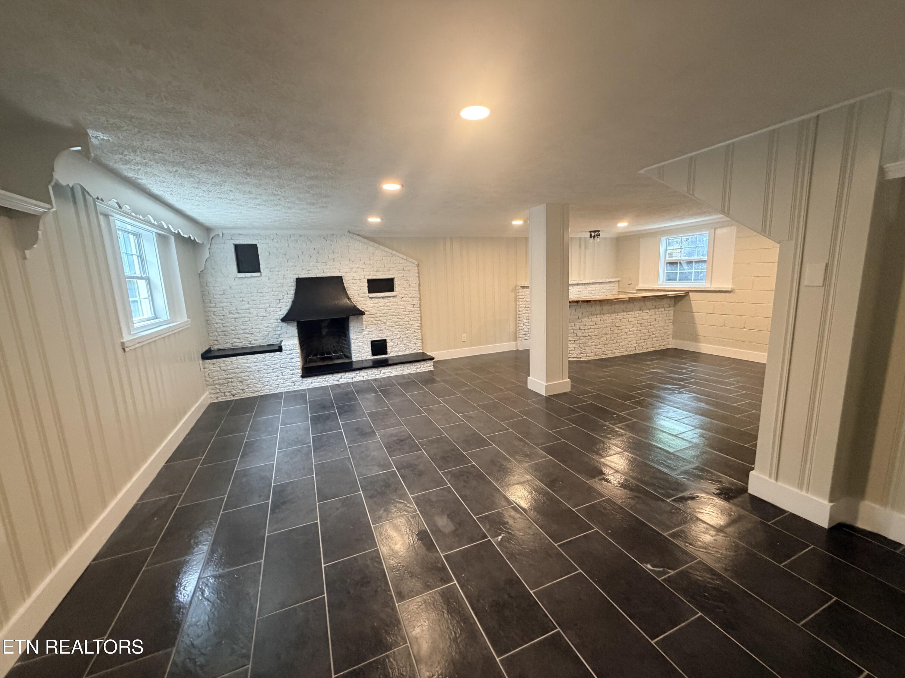 4207 Holston Hills Road Knoxville TN 37914