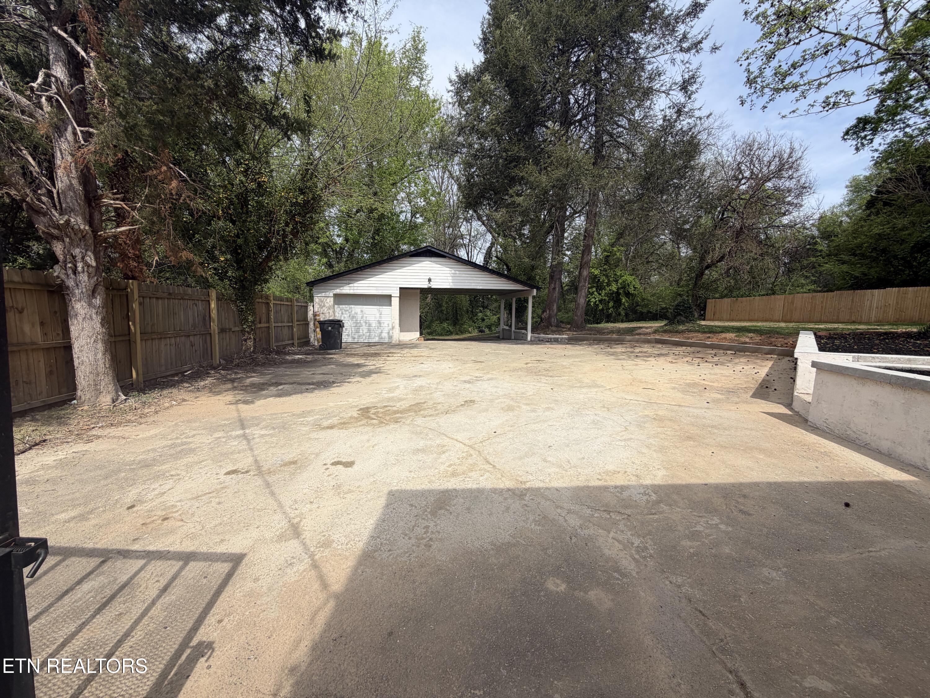 4207 Holston Hills Road Knoxville TN 37914