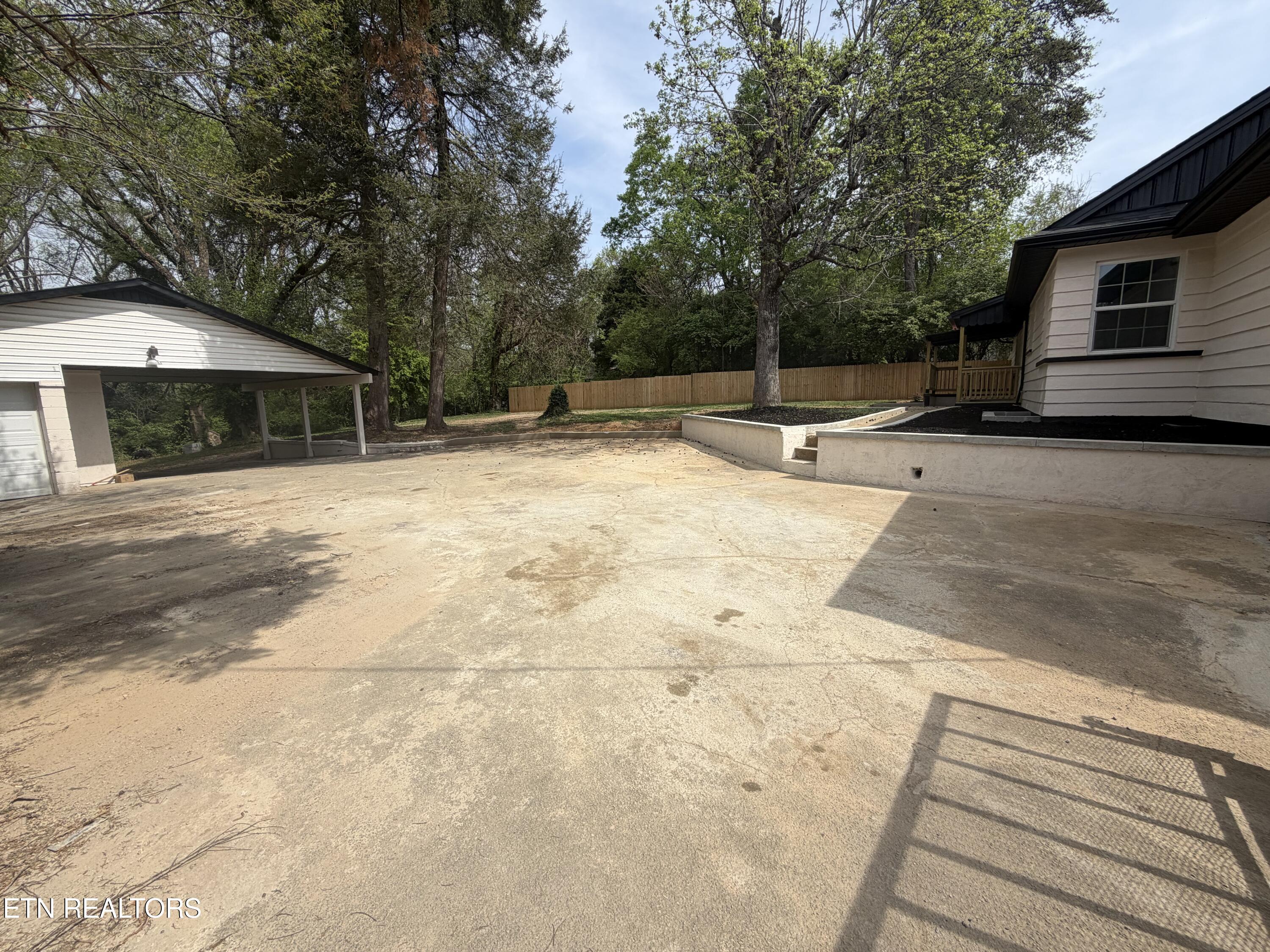 4207 Holston Hills Road Knoxville TN 37914