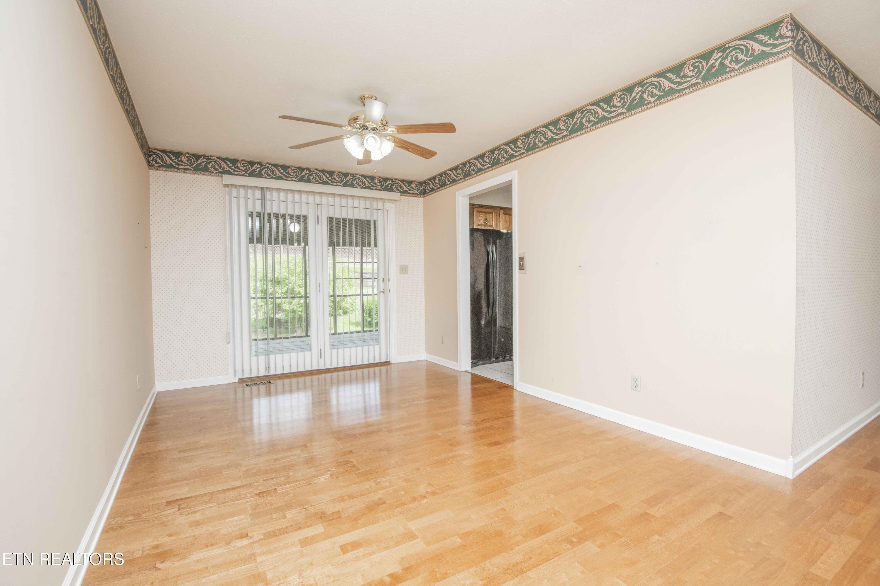 603 Riverbend Road Clinton TN 37716