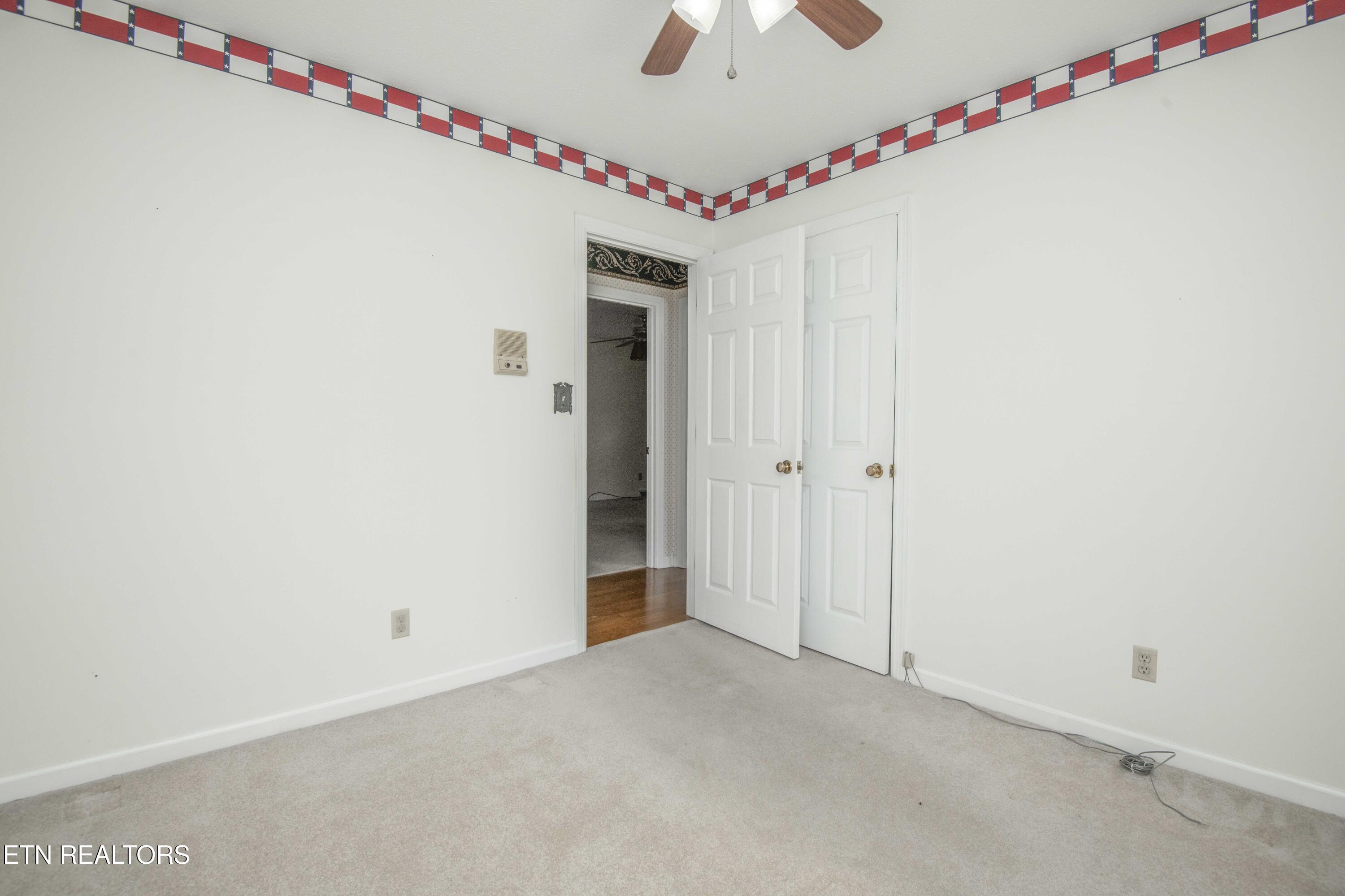 603 Riverbend Road Clinton TN 37716