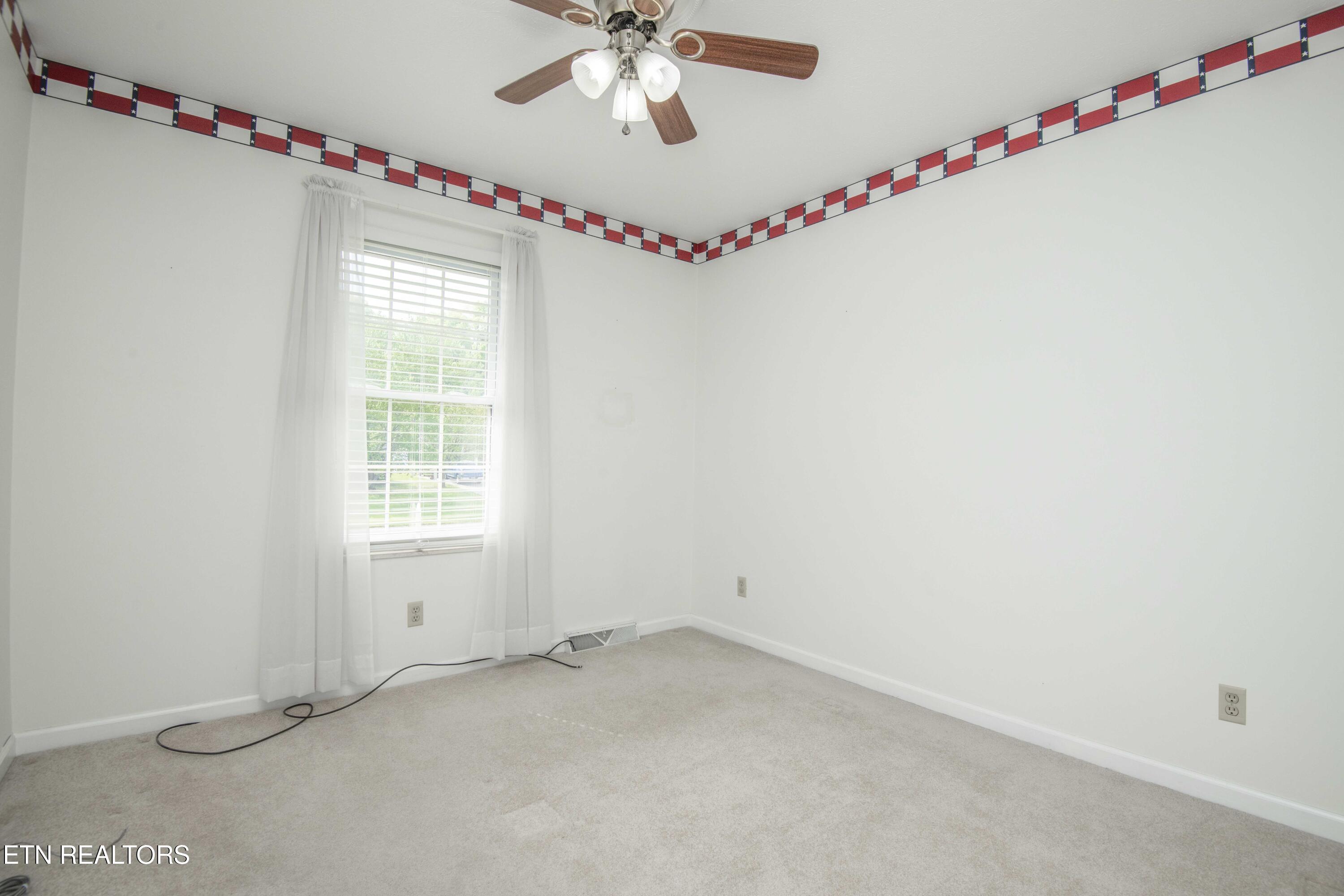 603 Riverbend Road Clinton TN 37716