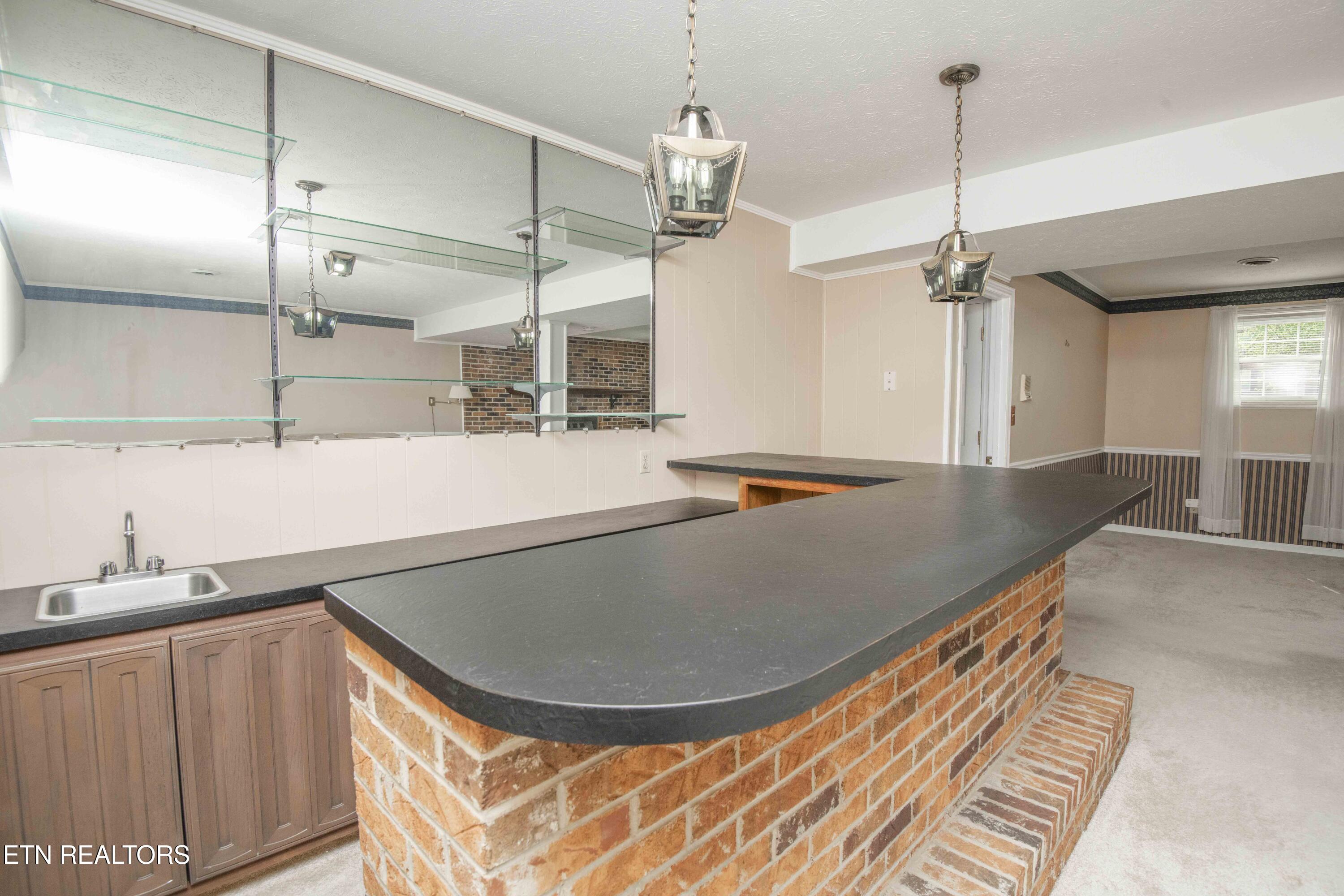 603 Riverbend Road Clinton TN 37716