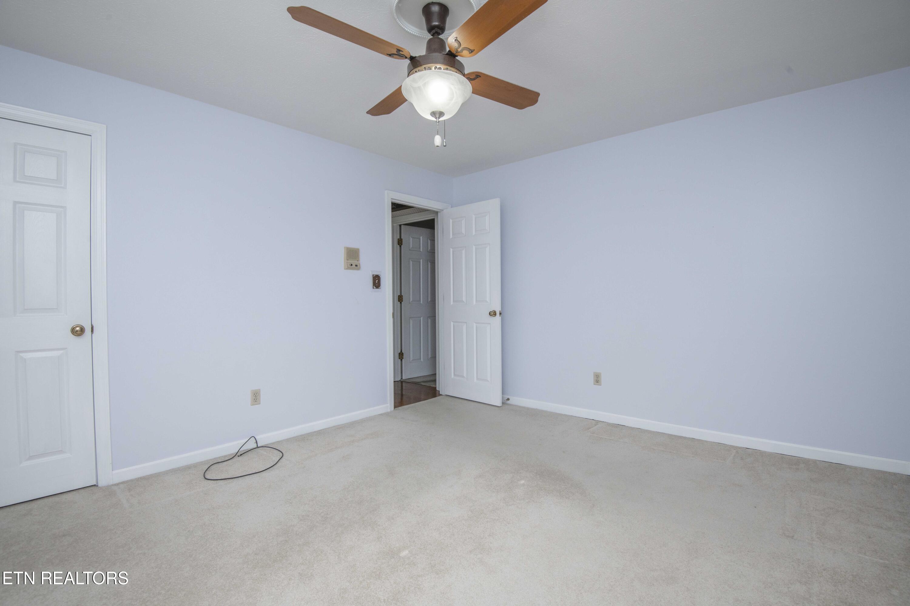 603 Riverbend Road Clinton TN 37716