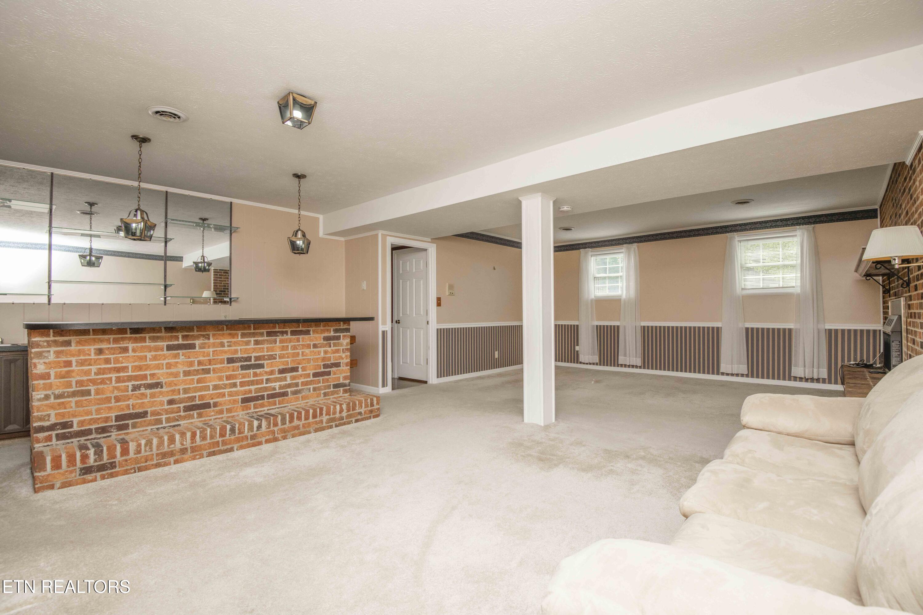 603 Riverbend Road Clinton TN 37716