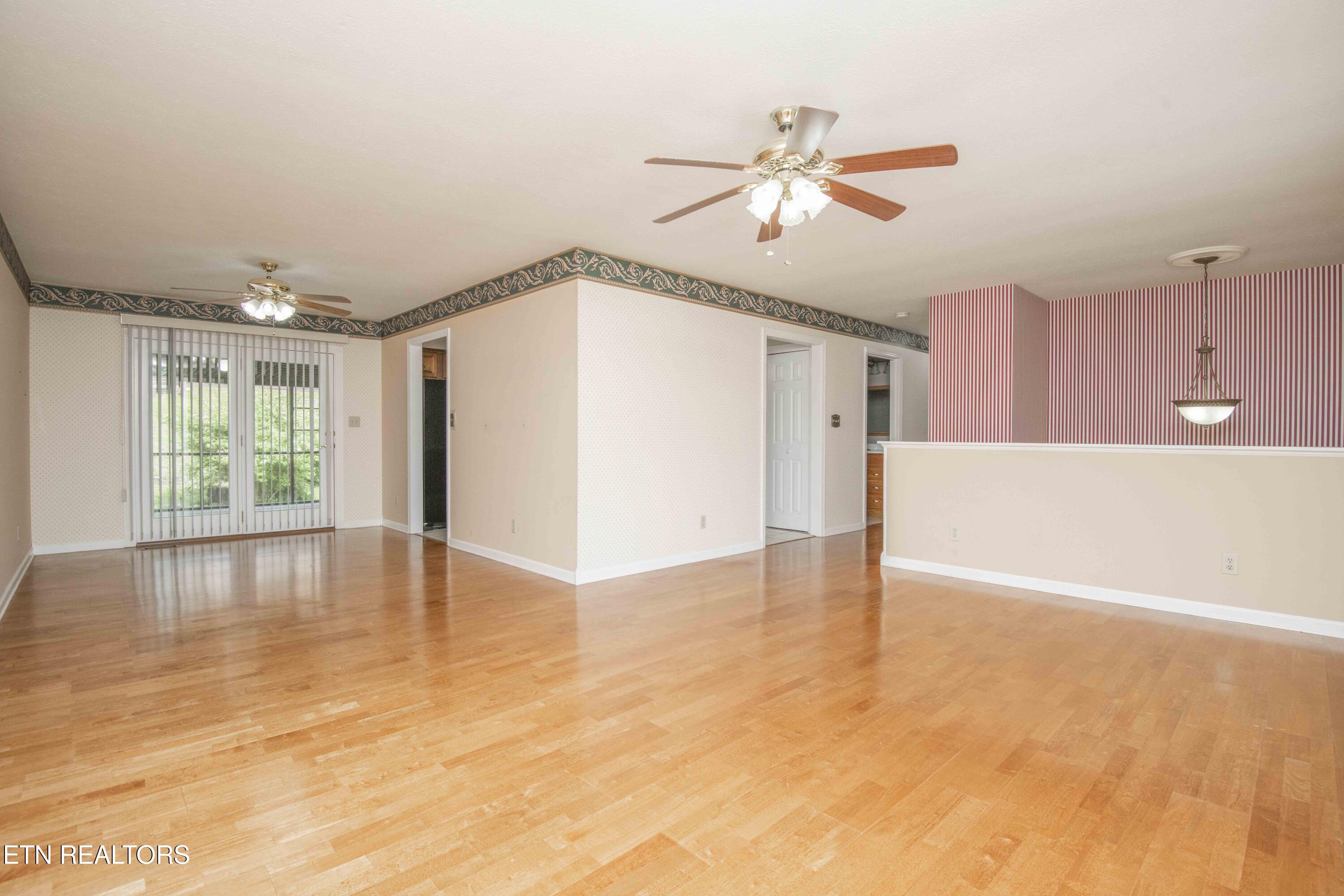 603 Riverbend Road Clinton TN 37716