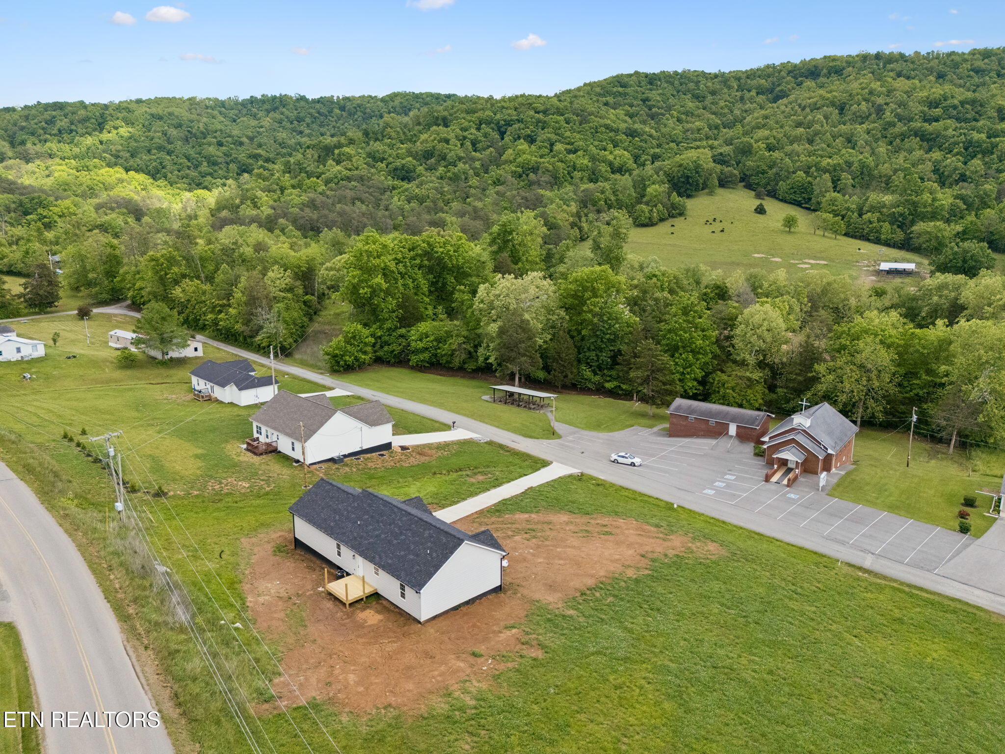 487 Straight Creek Church Road New Tazewell TN 37825
