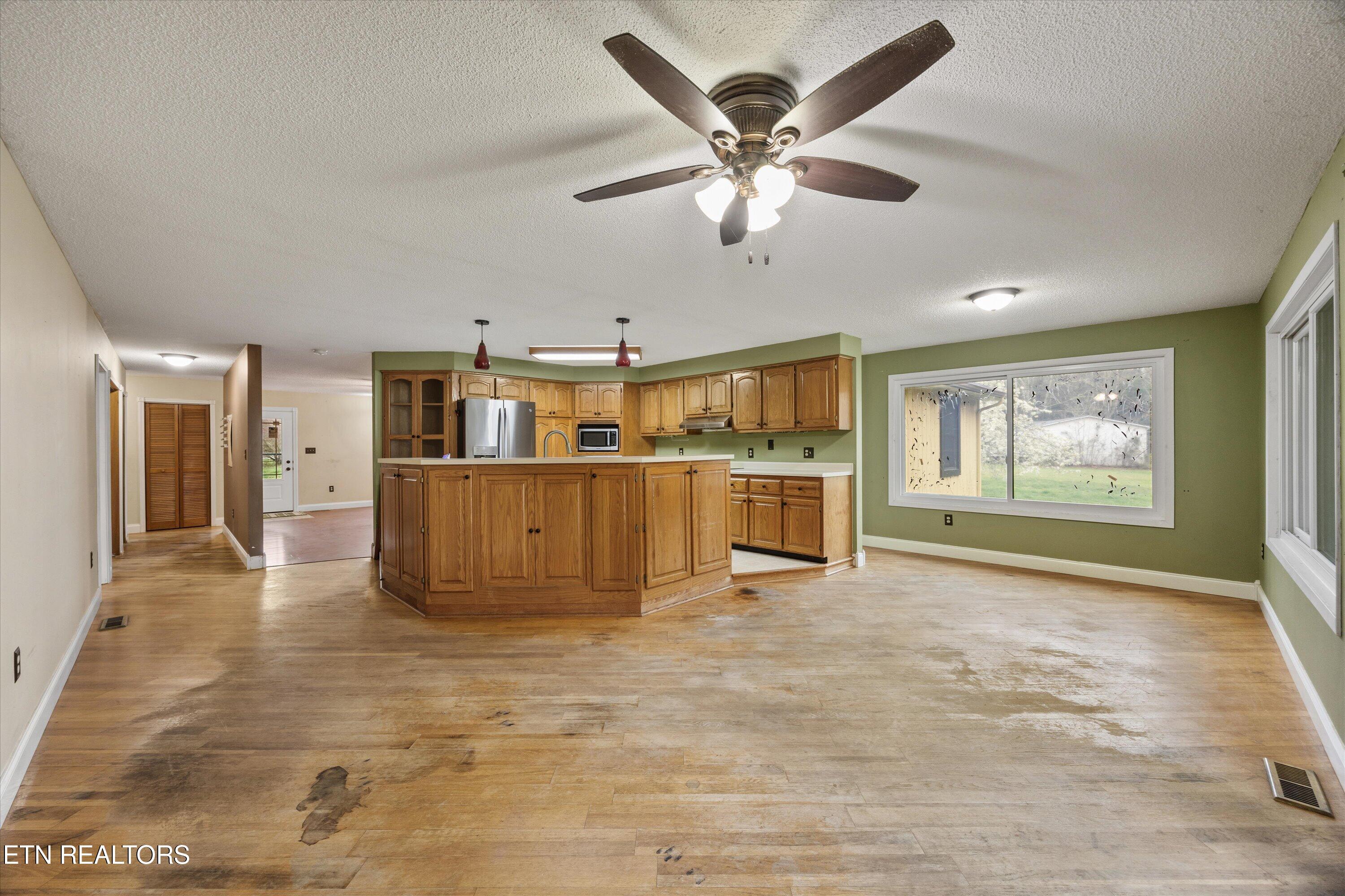 1334 Niggs Creek Road Oneida TN 37841
