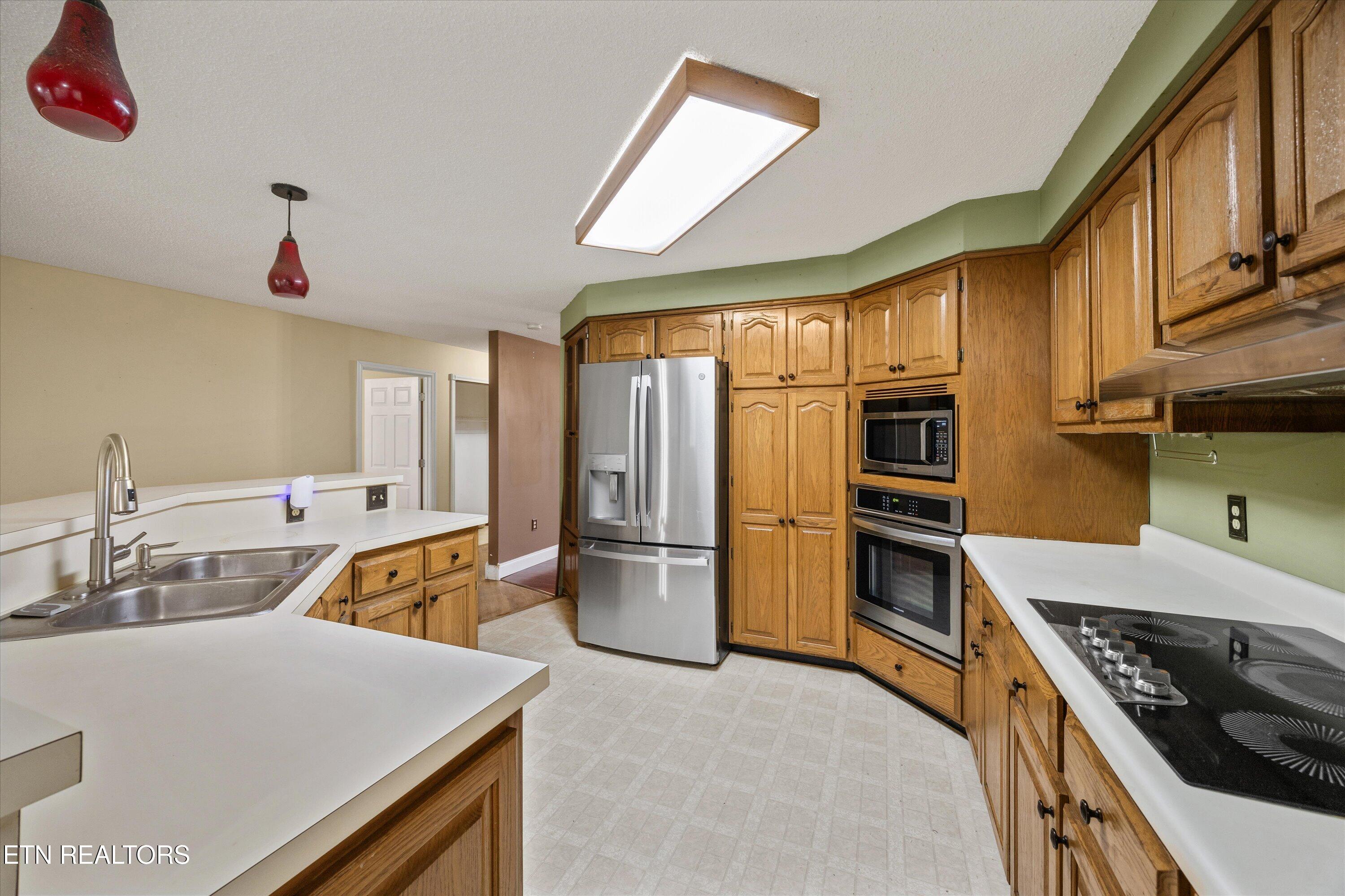 1334 Niggs Creek Road Oneida TN 37841