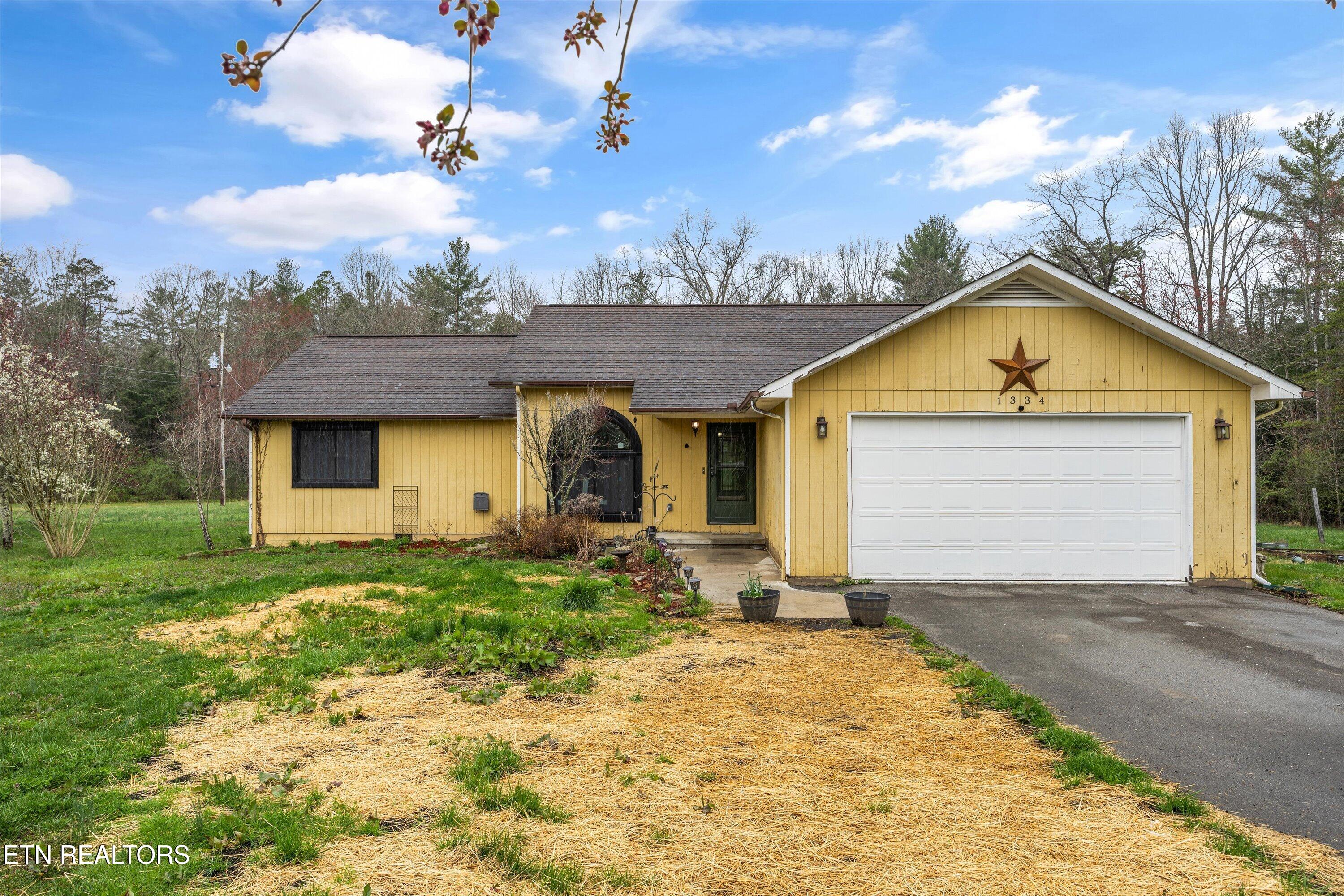 1334 Niggs Creek Road Oneida TN 37841