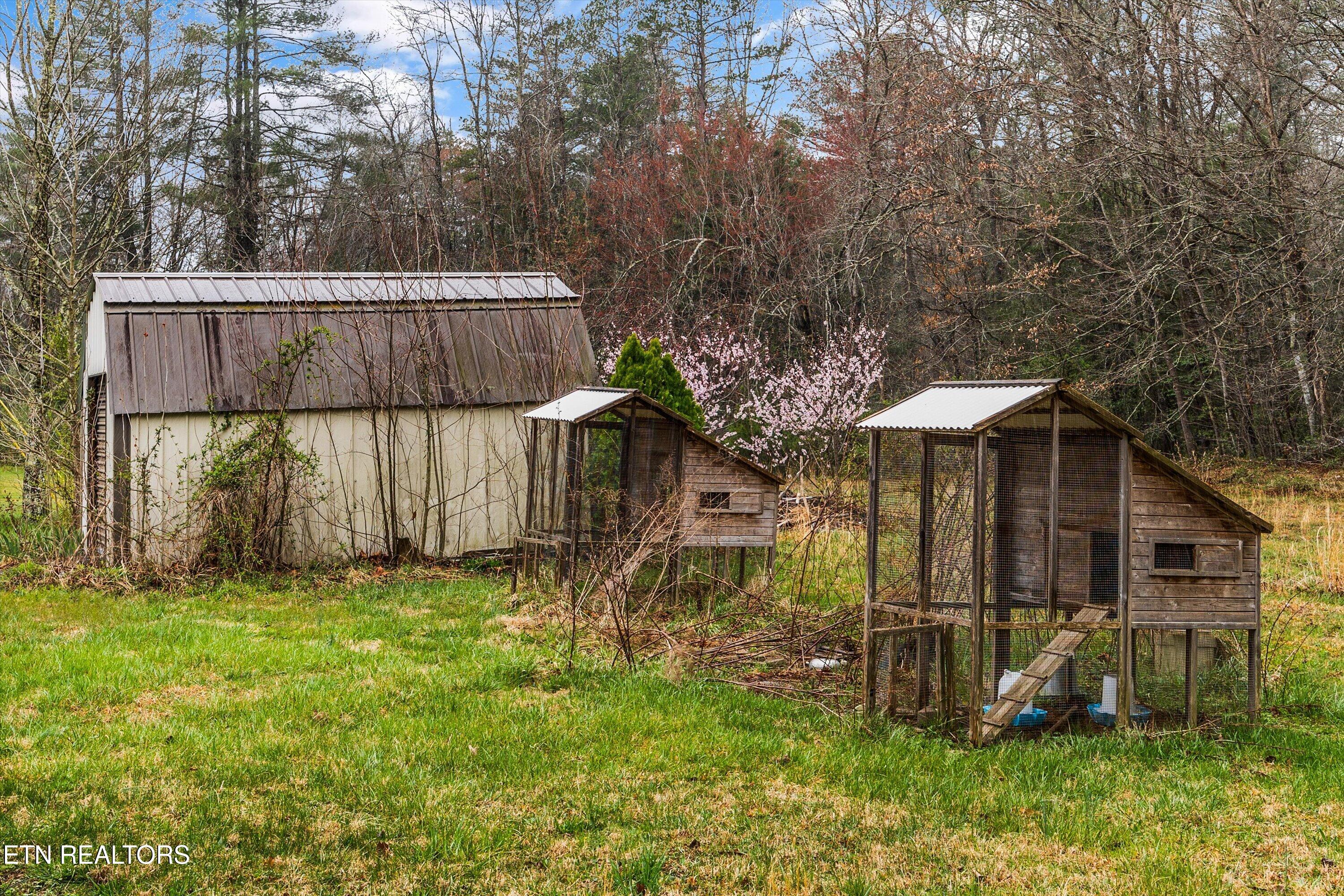 1334 Niggs Creek Road Oneida TN 37841