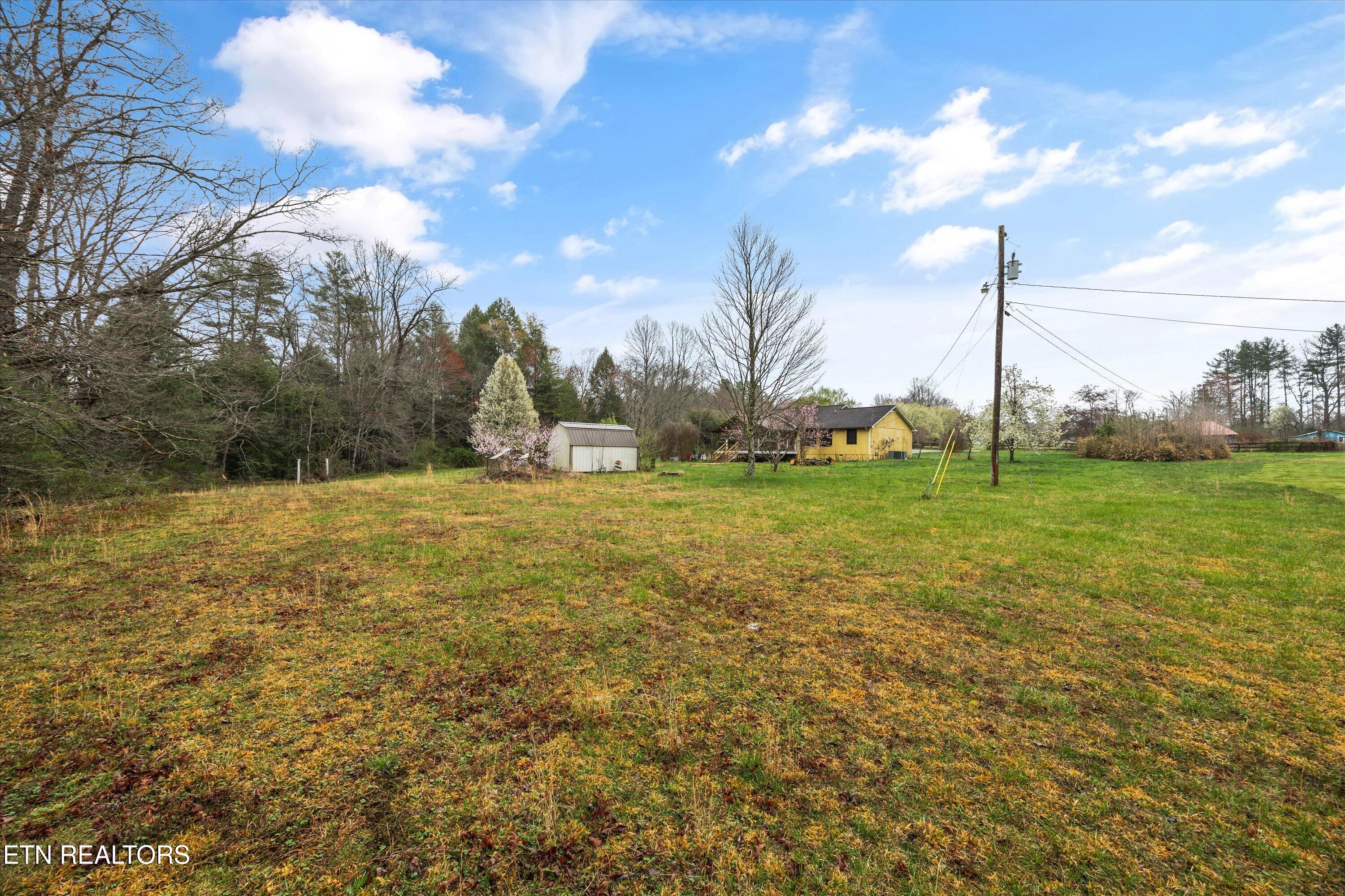 1334 Niggs Creek Road Oneida TN 37841