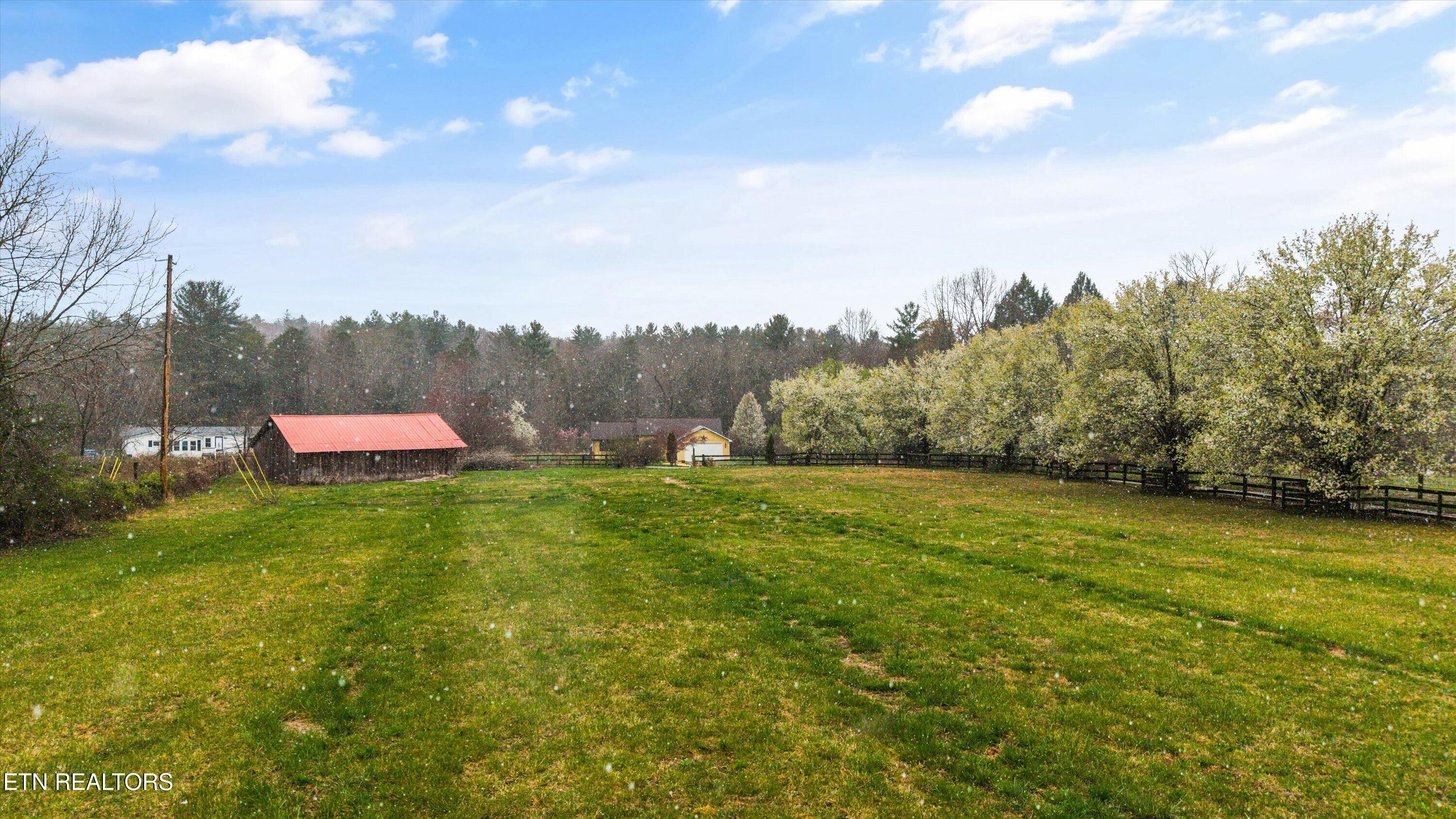 1334 Niggs Creek Road Oneida TN 37841