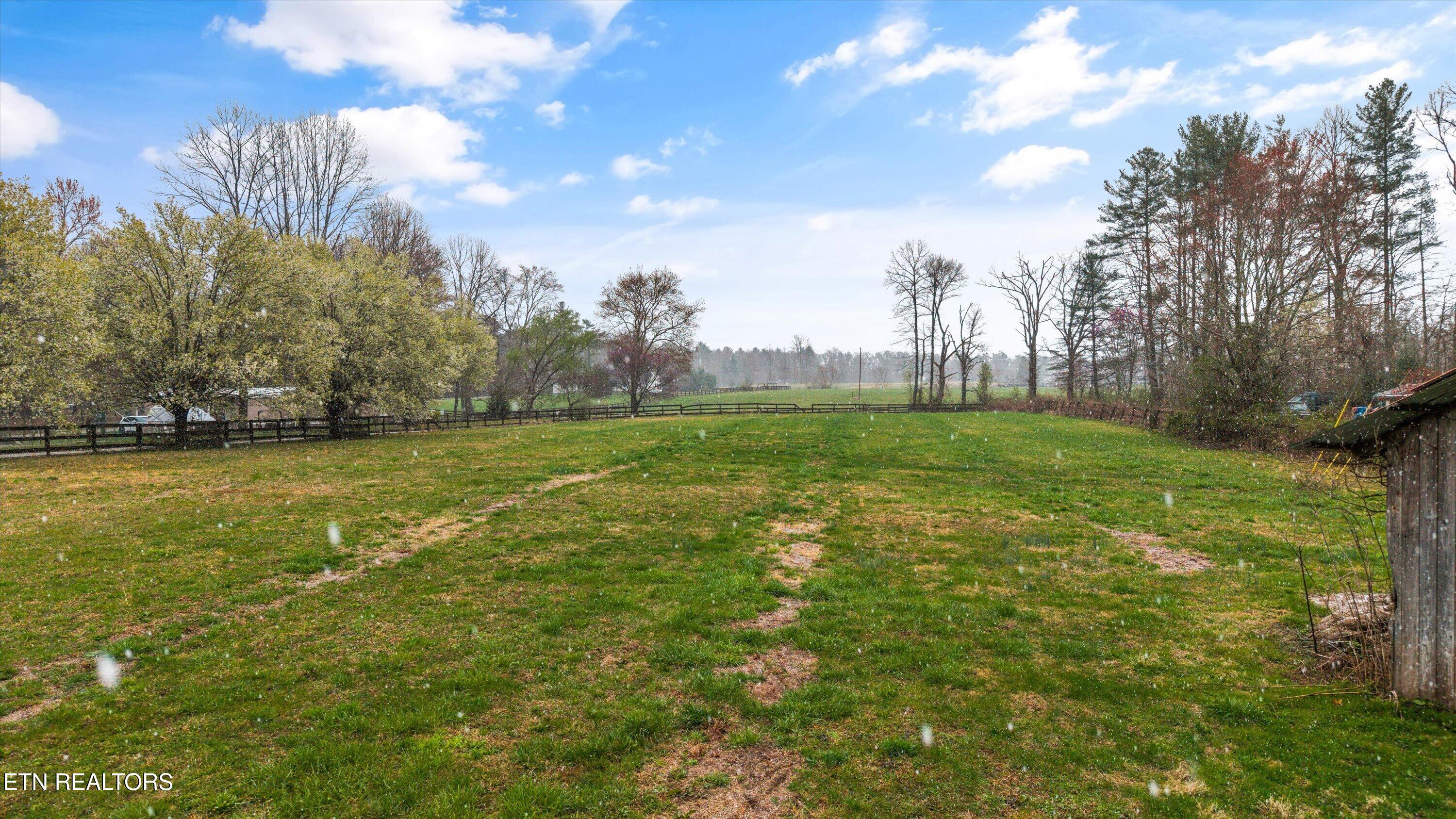1334 Niggs Creek Road Oneida TN 37841
