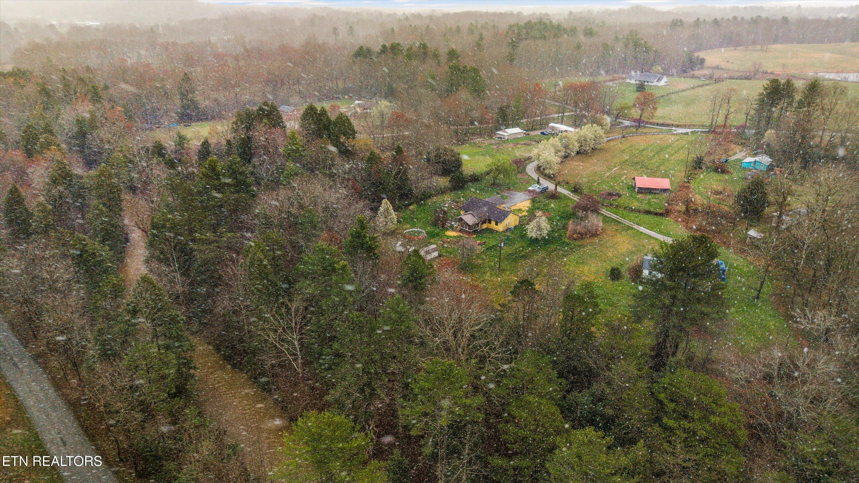 1334 Niggs Creek Road Oneida TN 37841