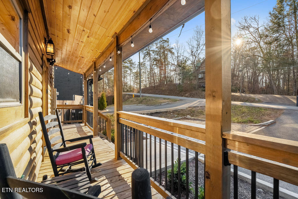 2832 Sequoia Road Pigeon Forge TN 37863