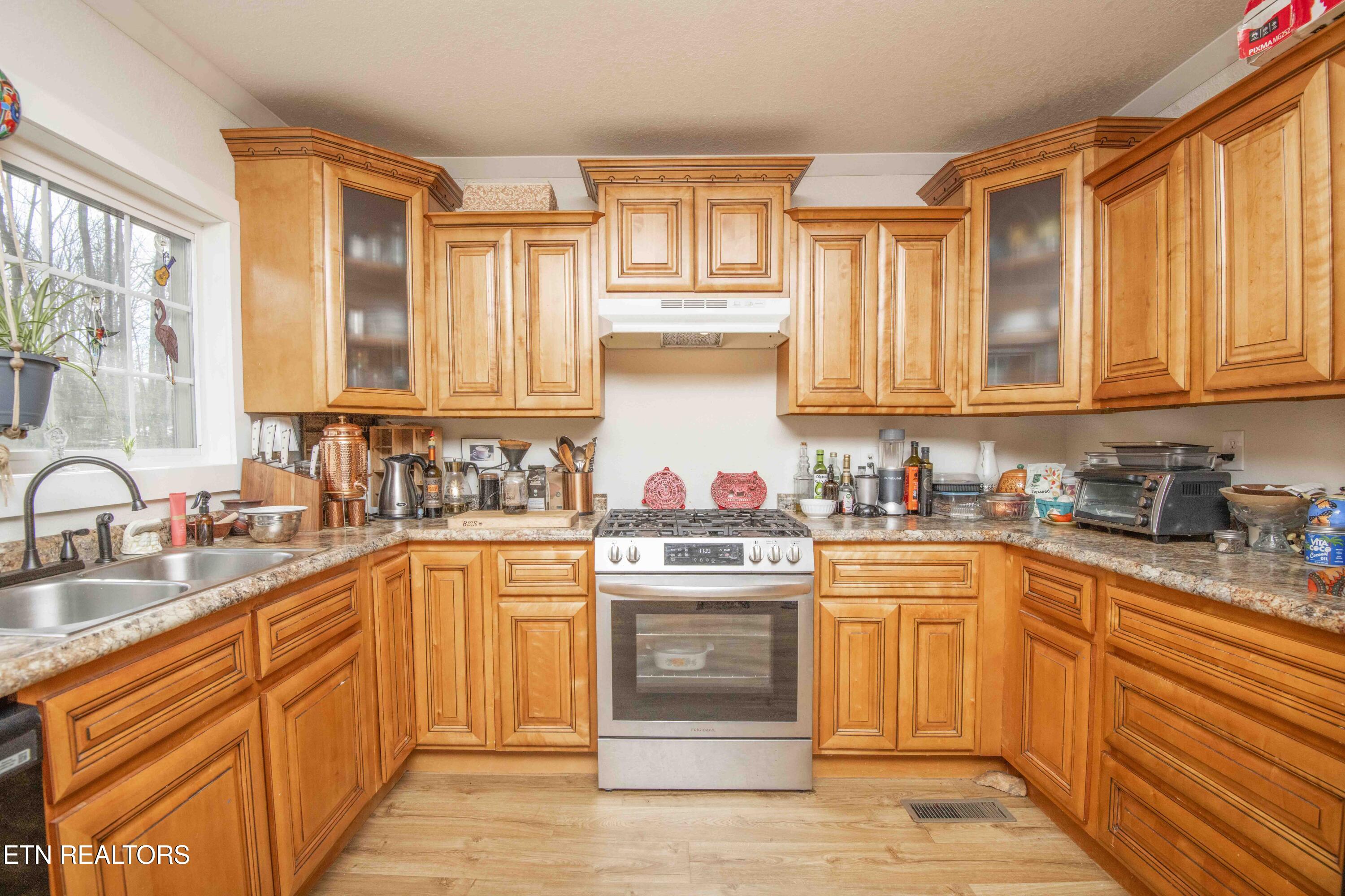 458 Slaven Lane Oneida TN 37841