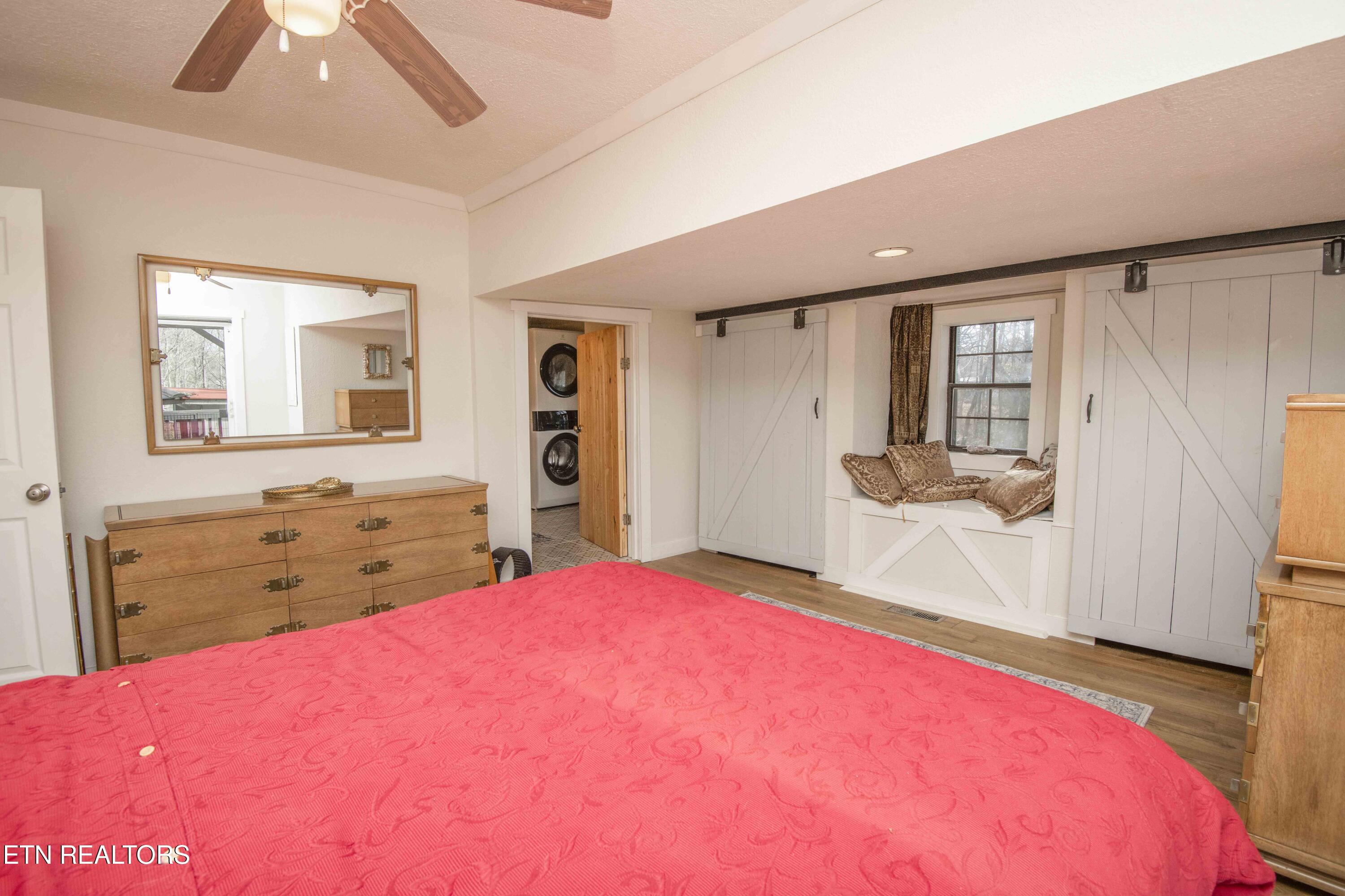 458 Slaven Lane Oneida TN 37841