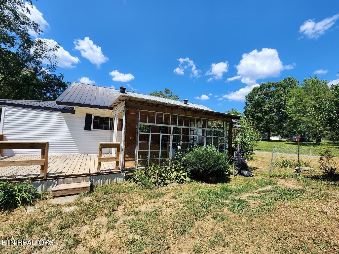 458 Slaven Lane Oneida TN 37841