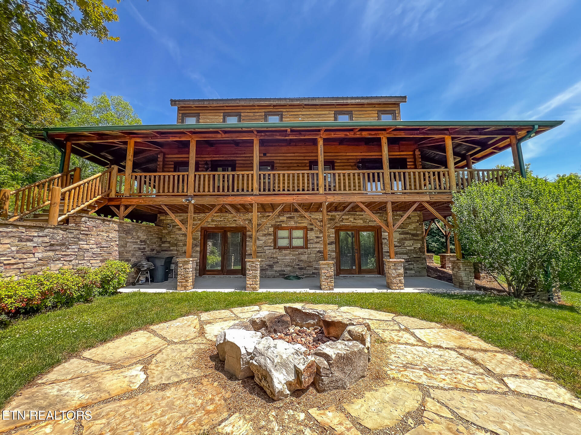 125 Lovely Bluff Road Rocky Top TN 37769