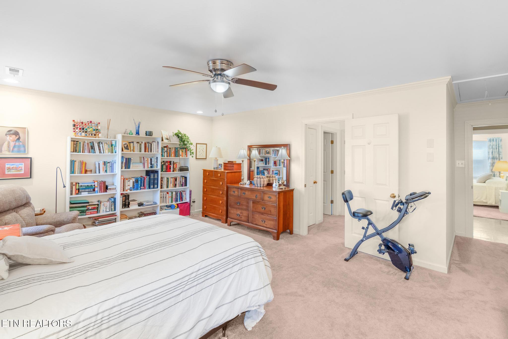 7908 High Heath Knoxville TN 37919