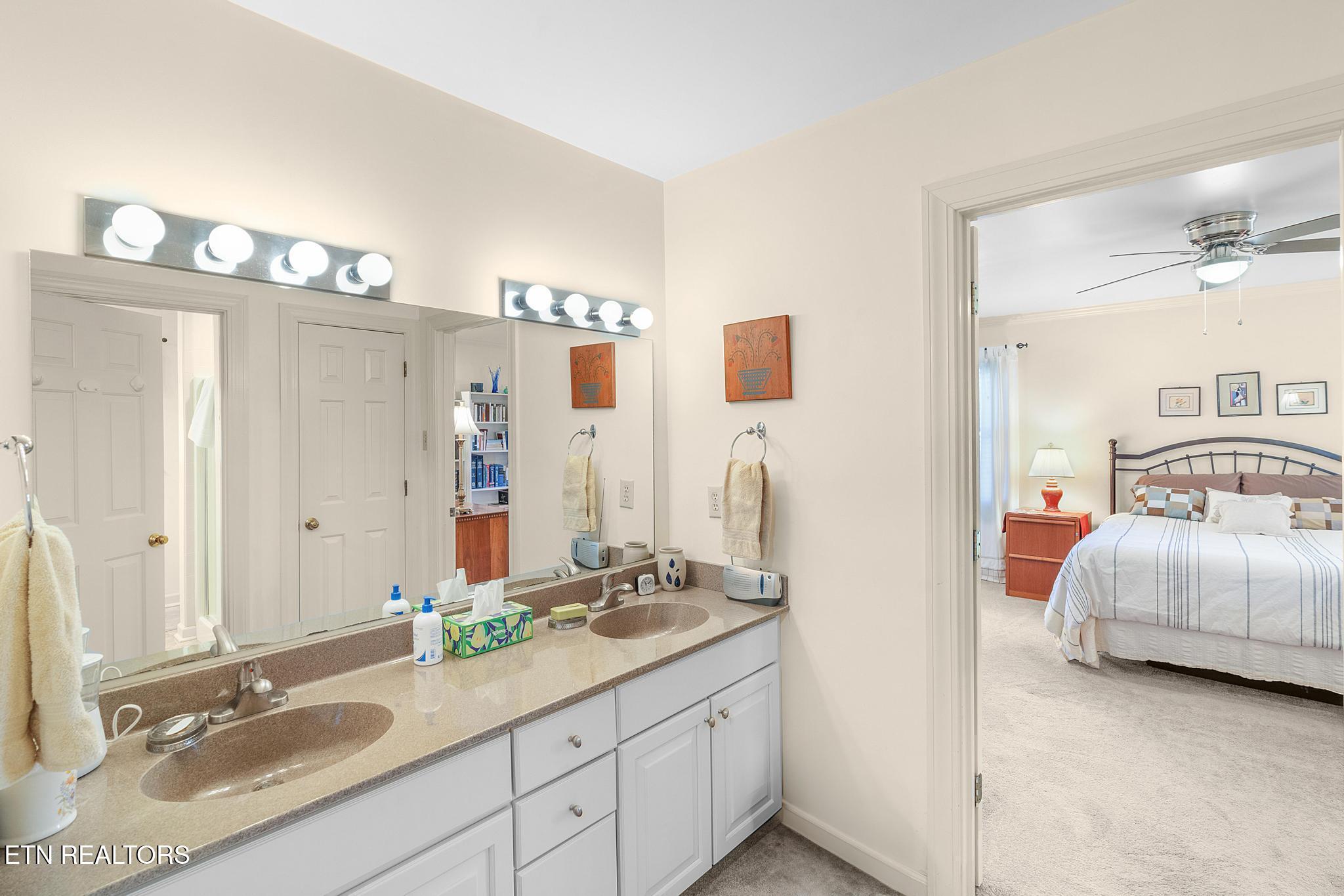 7908 High Heath Knoxville TN 37919