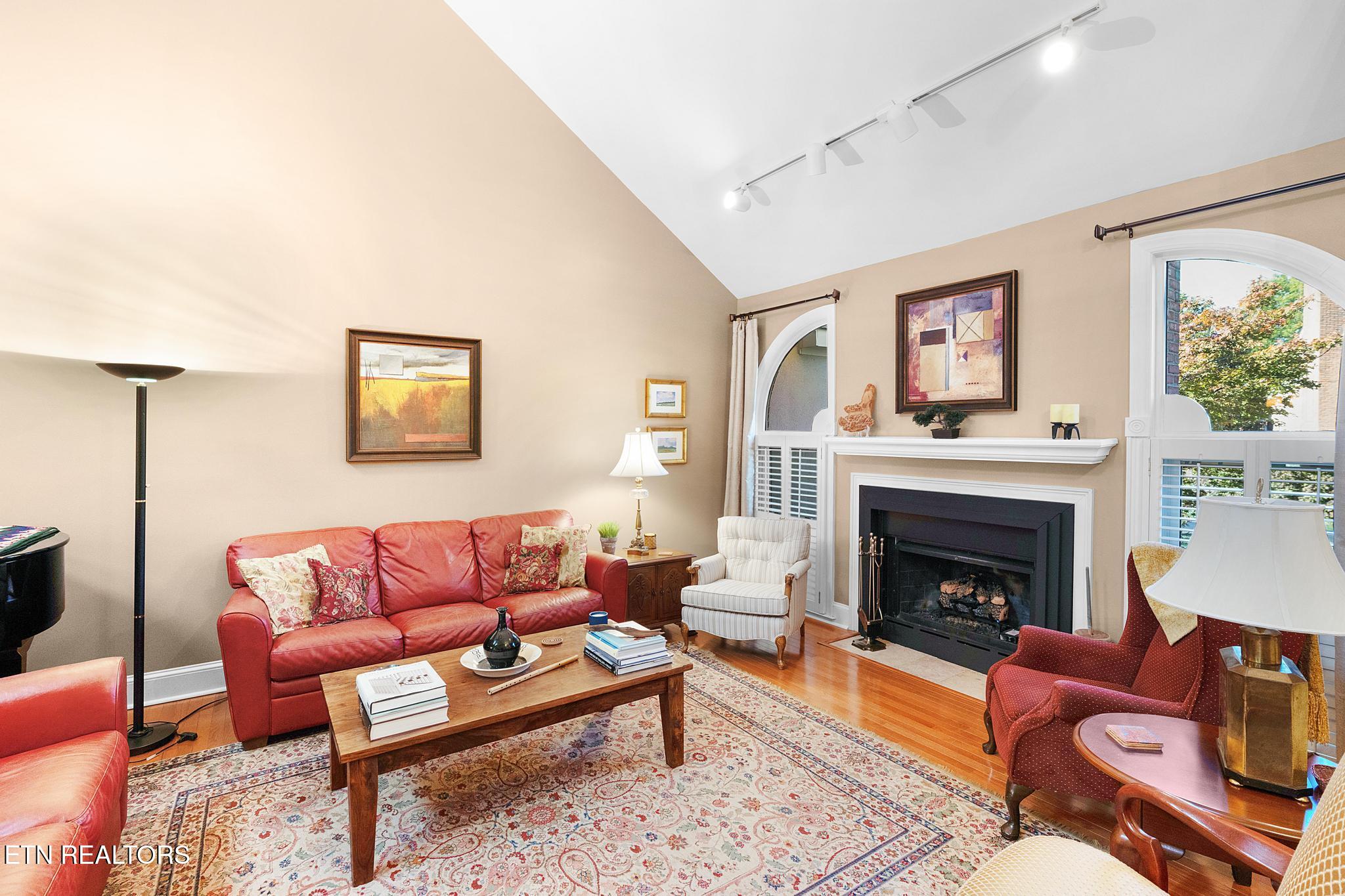 7908 High Heath Knoxville TN 37919