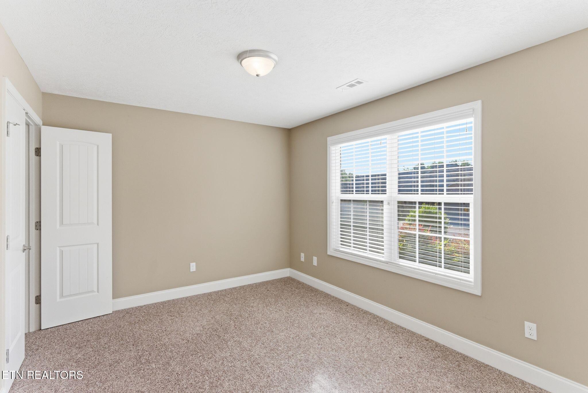 128 Ann Cove Lane Powell TN 37849
