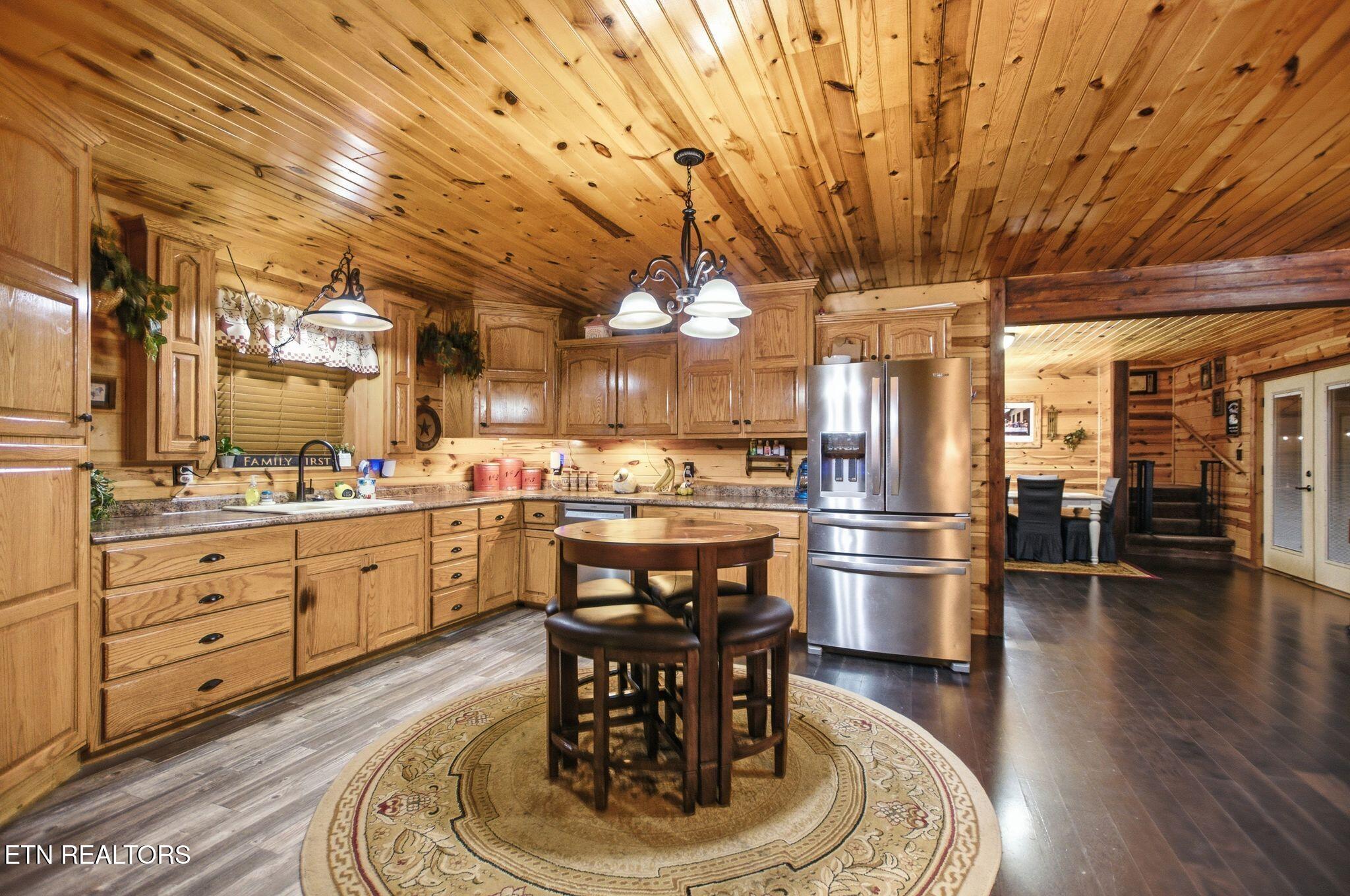 320 Wild Turkey Trail Oneida TN 37841