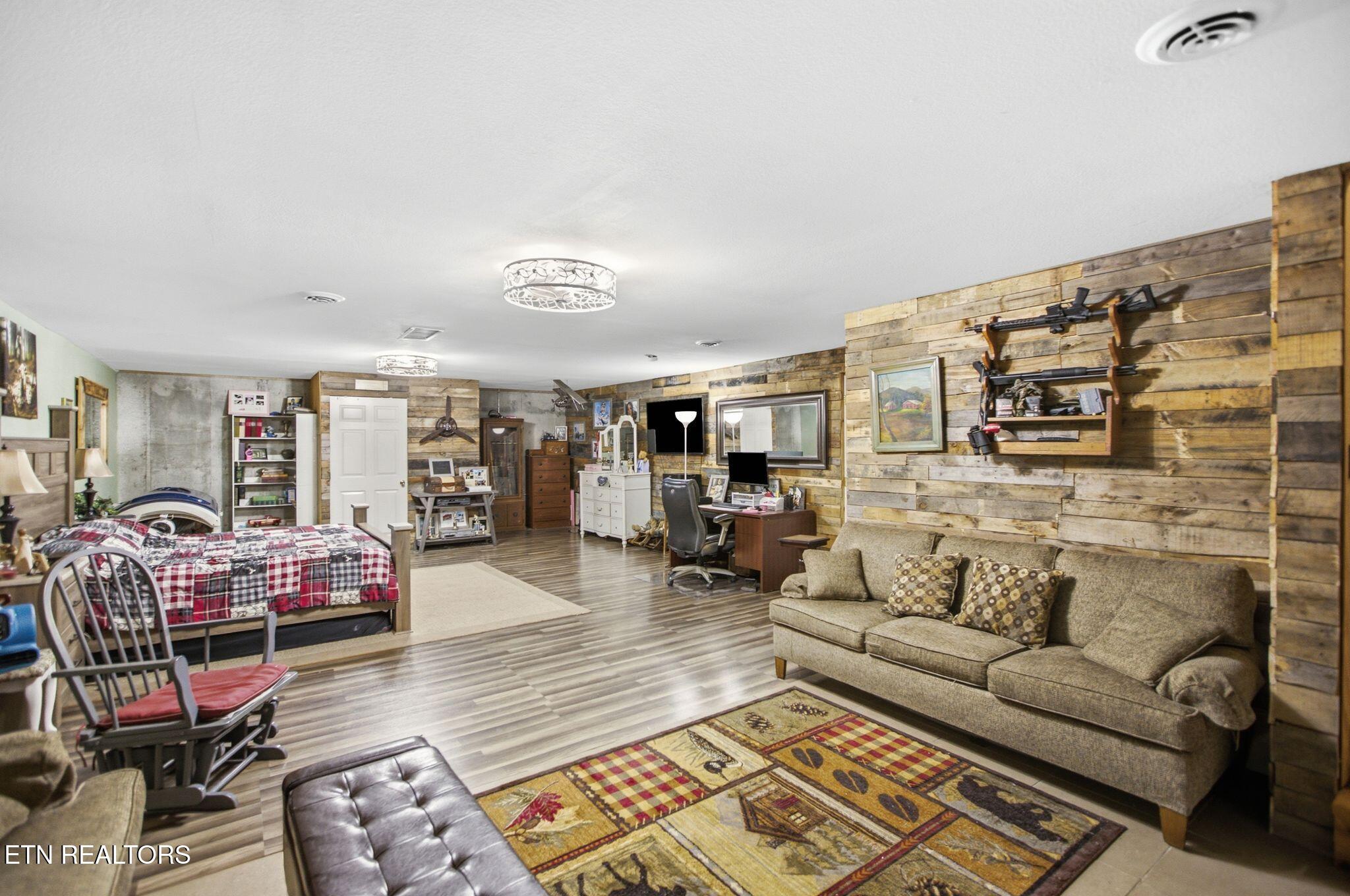 320 Wild Turkey Trail Oneida TN 37841