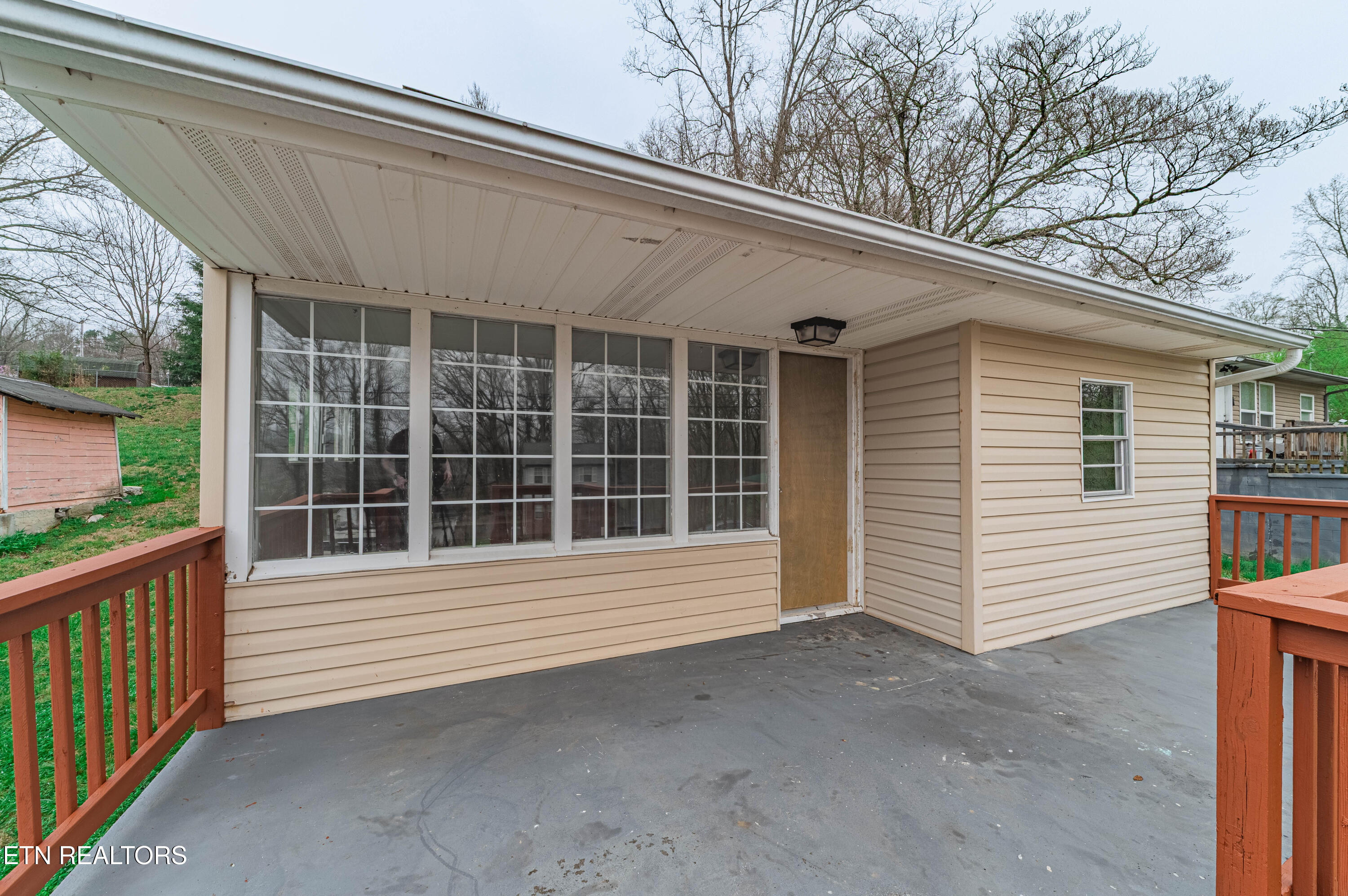 153 Johnson Road Oak Ridge TN 37830