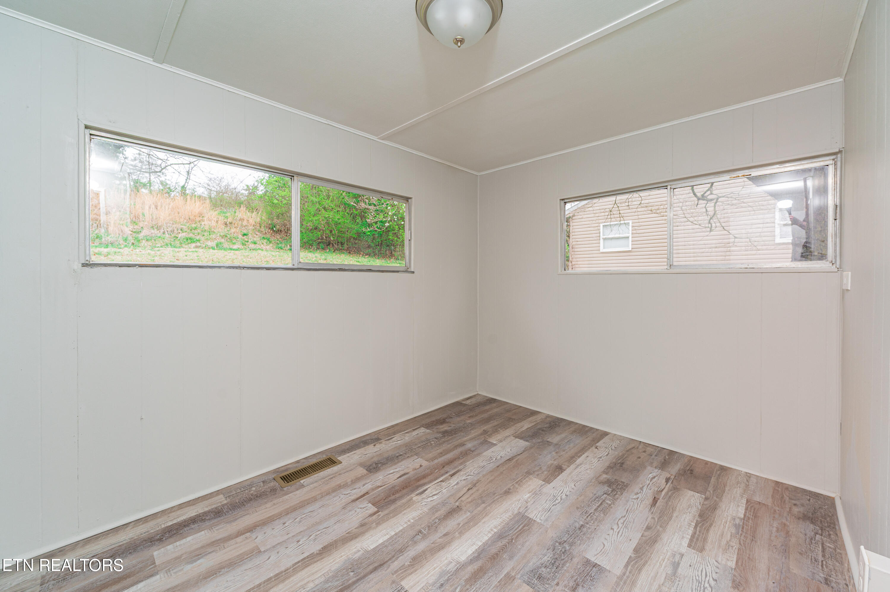153 Johnson Road Oak Ridge TN 37830