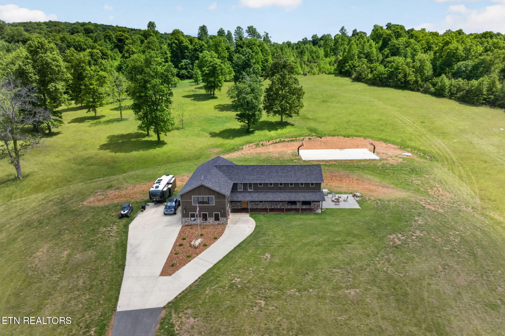 106 Pleasant Shade Lane Monterey TN 38574