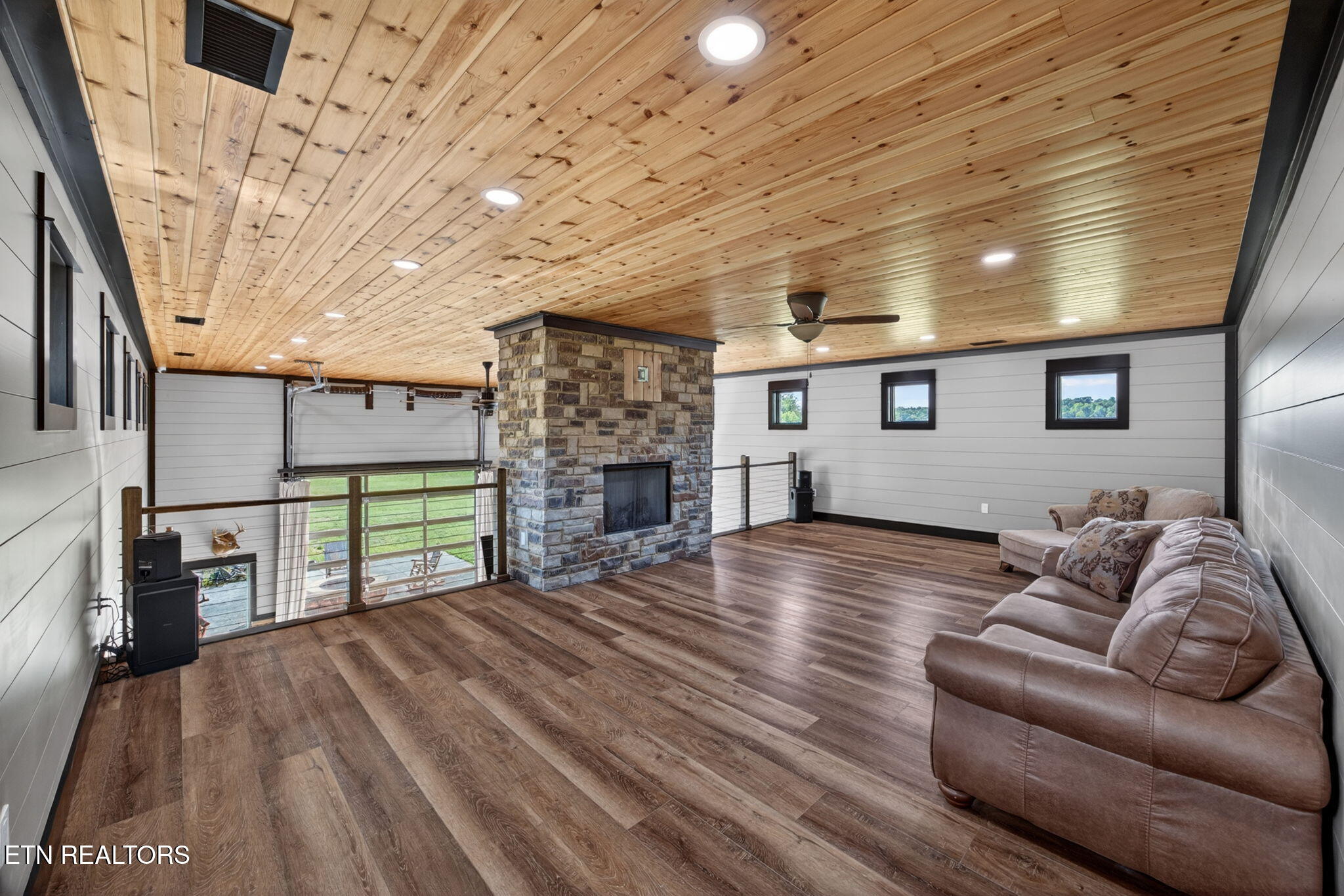 106 Pleasant Shade Lane Monterey TN 38574