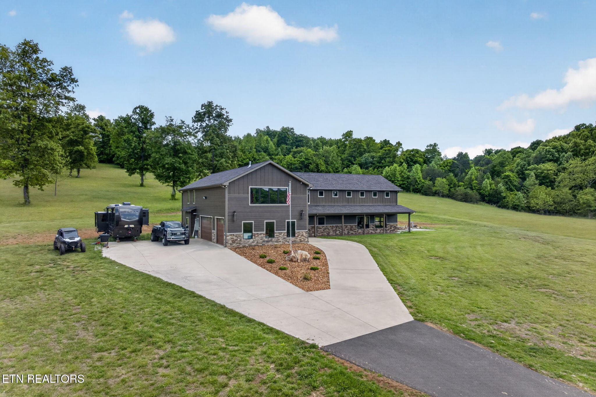106 Pleasant Shade Lane Monterey TN 38574