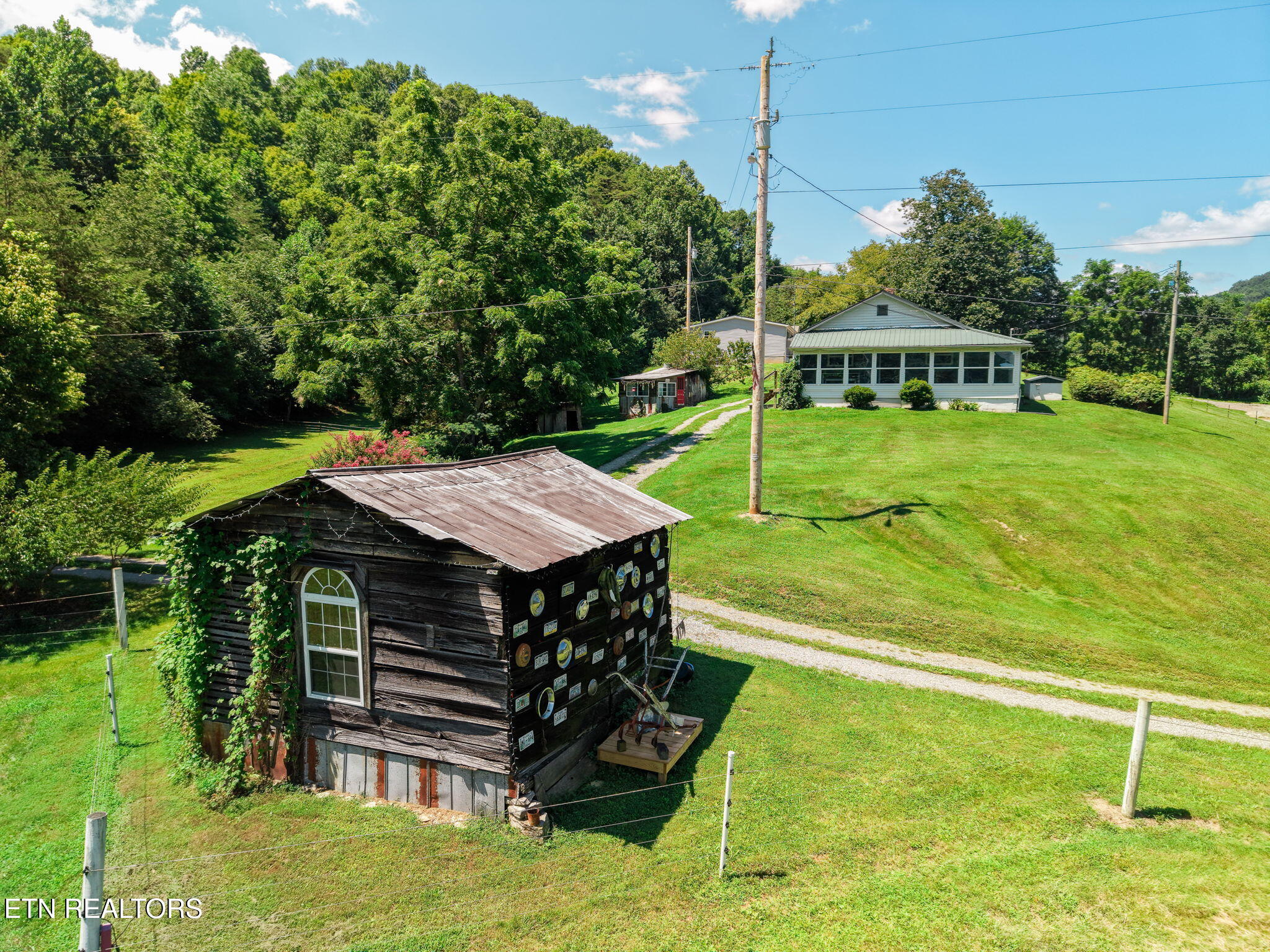 3000 Upper Caney Valley Road Tazewell TN 37879