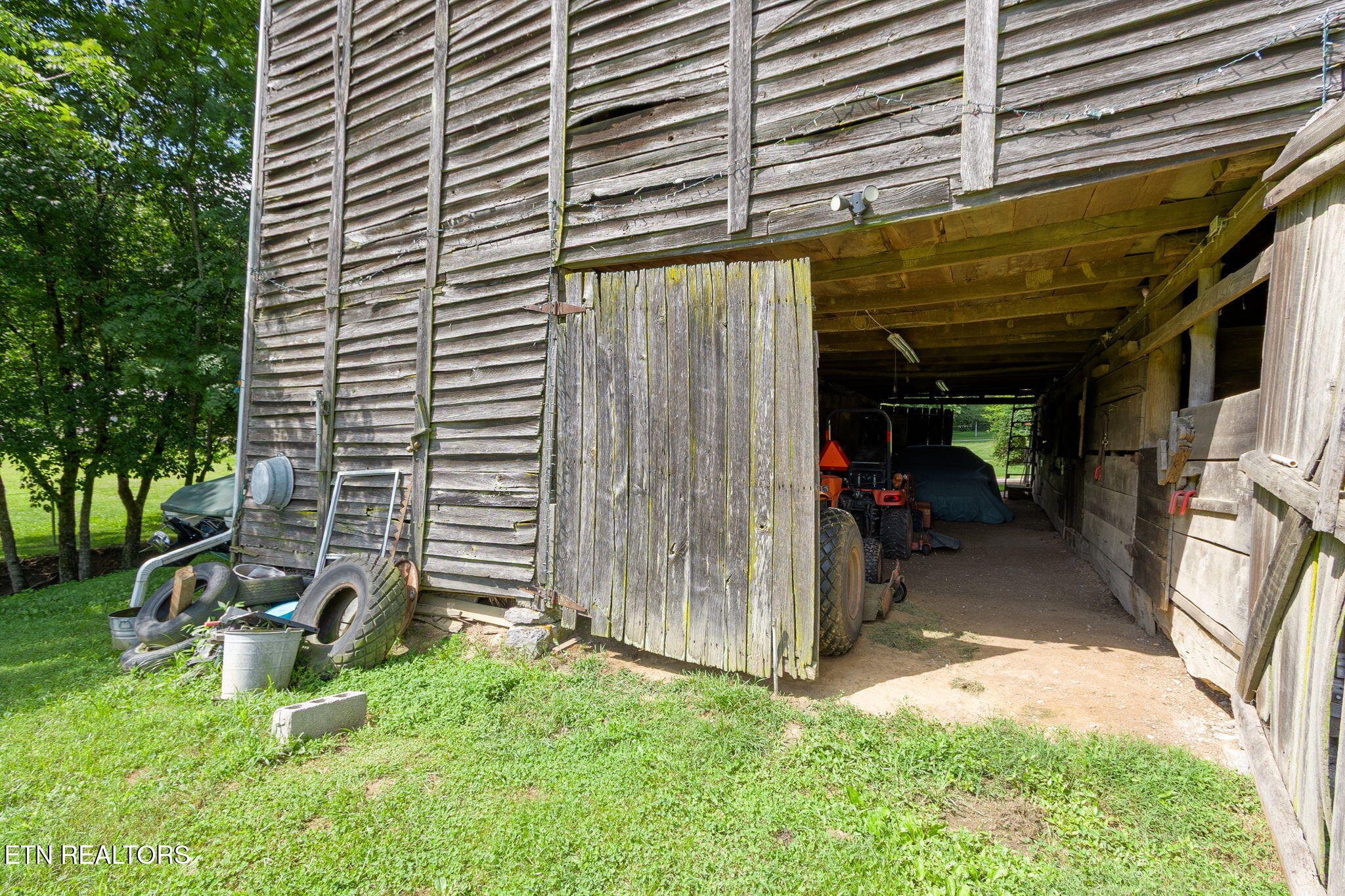 3000 Upper Caney Valley Road Tazewell TN 37879