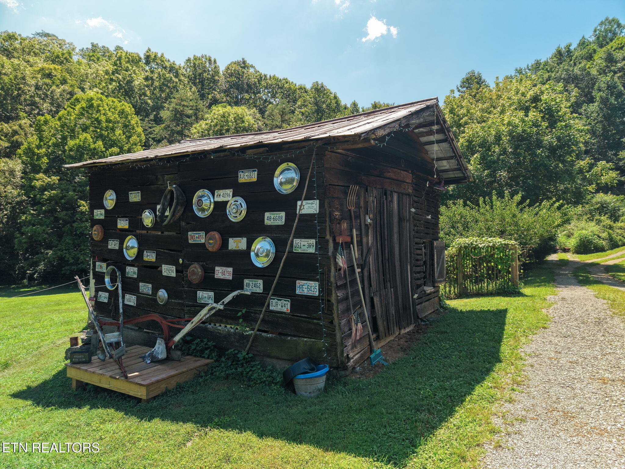 3000 Upper Caney Valley Road Tazewell TN 37879