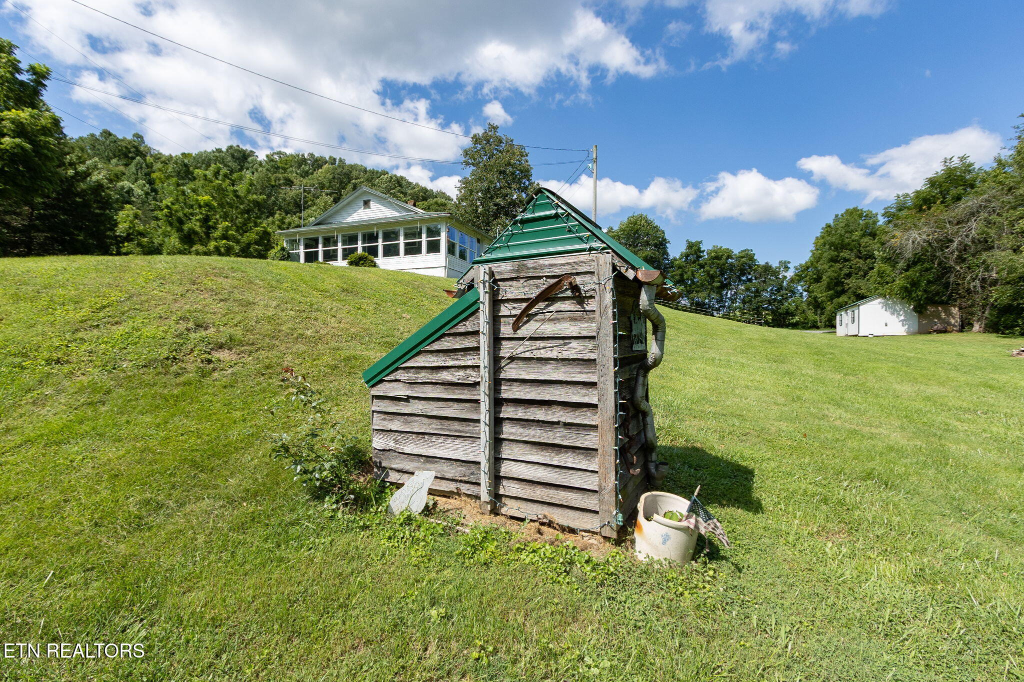 3000 Upper Caney Valley Road Tazewell TN 37879