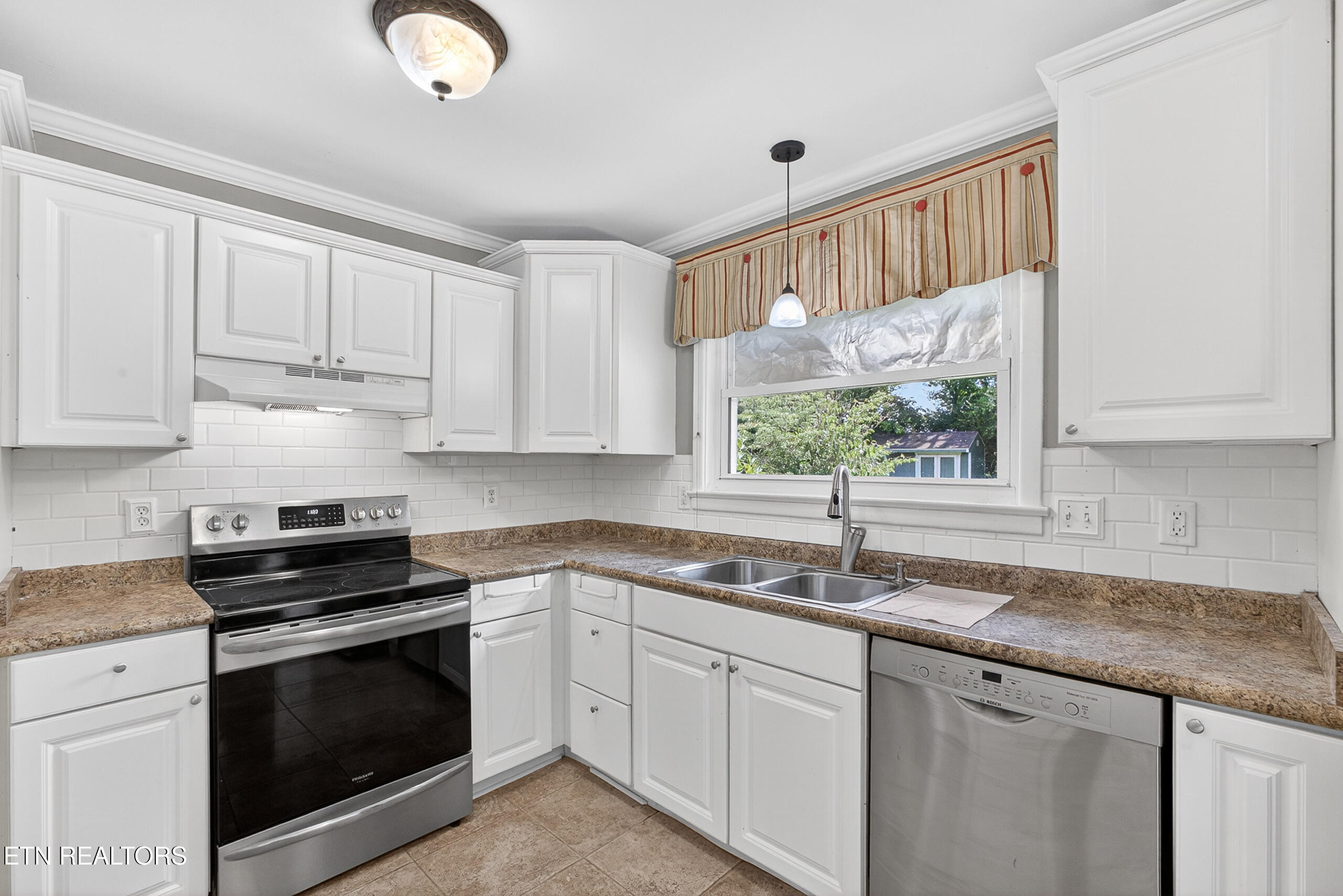 6810 Dorchester Drive Knoxville TN 37909