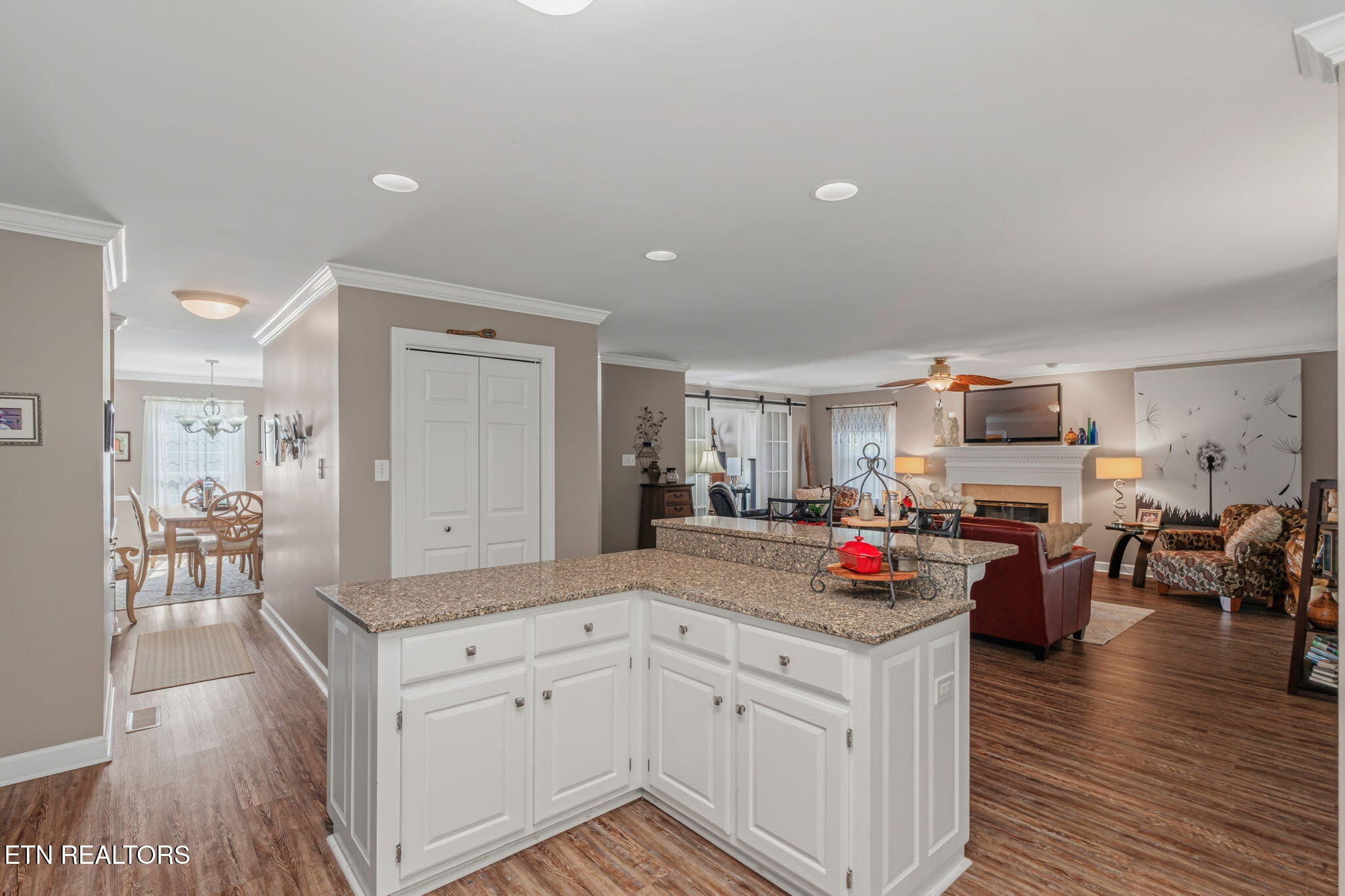 2309 Macintosh Circle Knoxville TN 37932