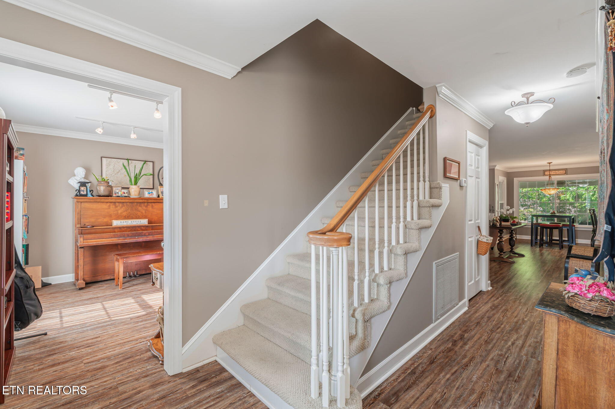 2309 Macintosh Circle Knoxville TN 37932