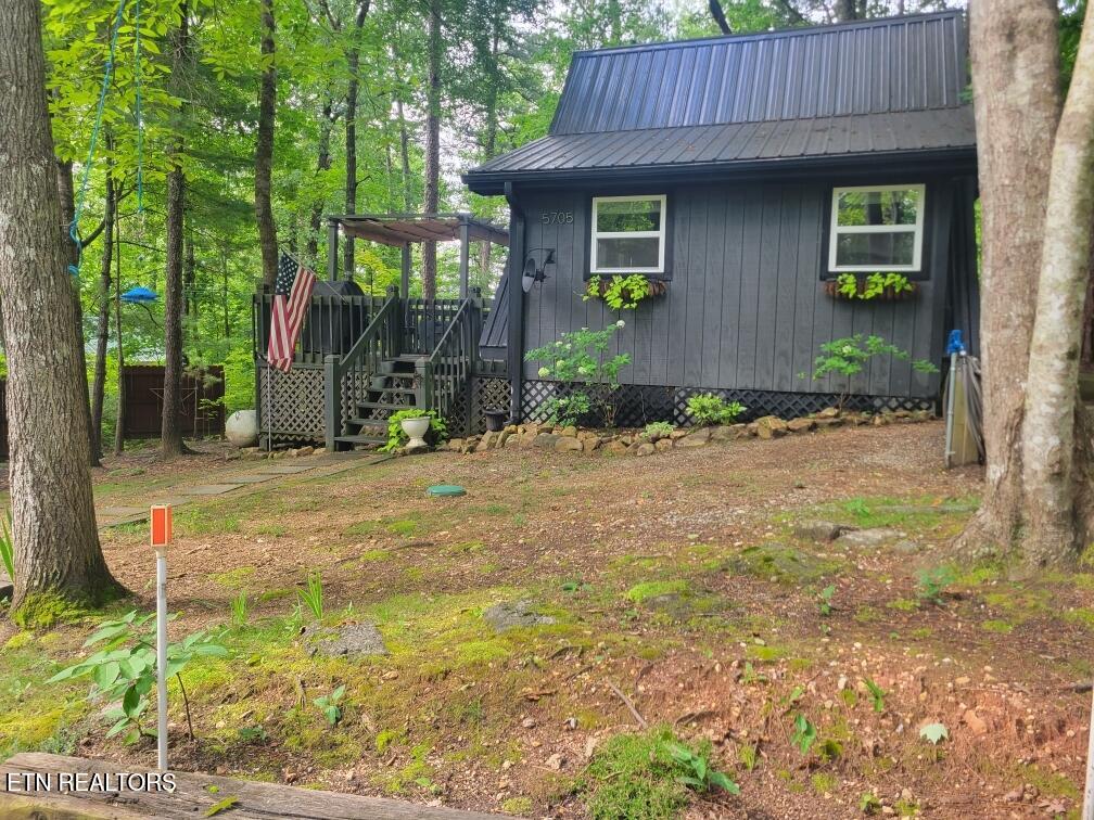 5705 S Hilltop Drive Tallassee TN 37878